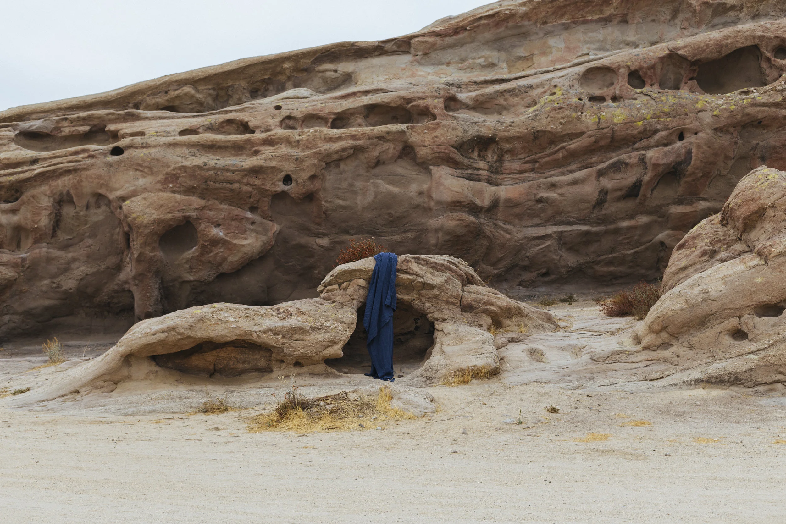Parachute_Indigo_5-desert.jpg