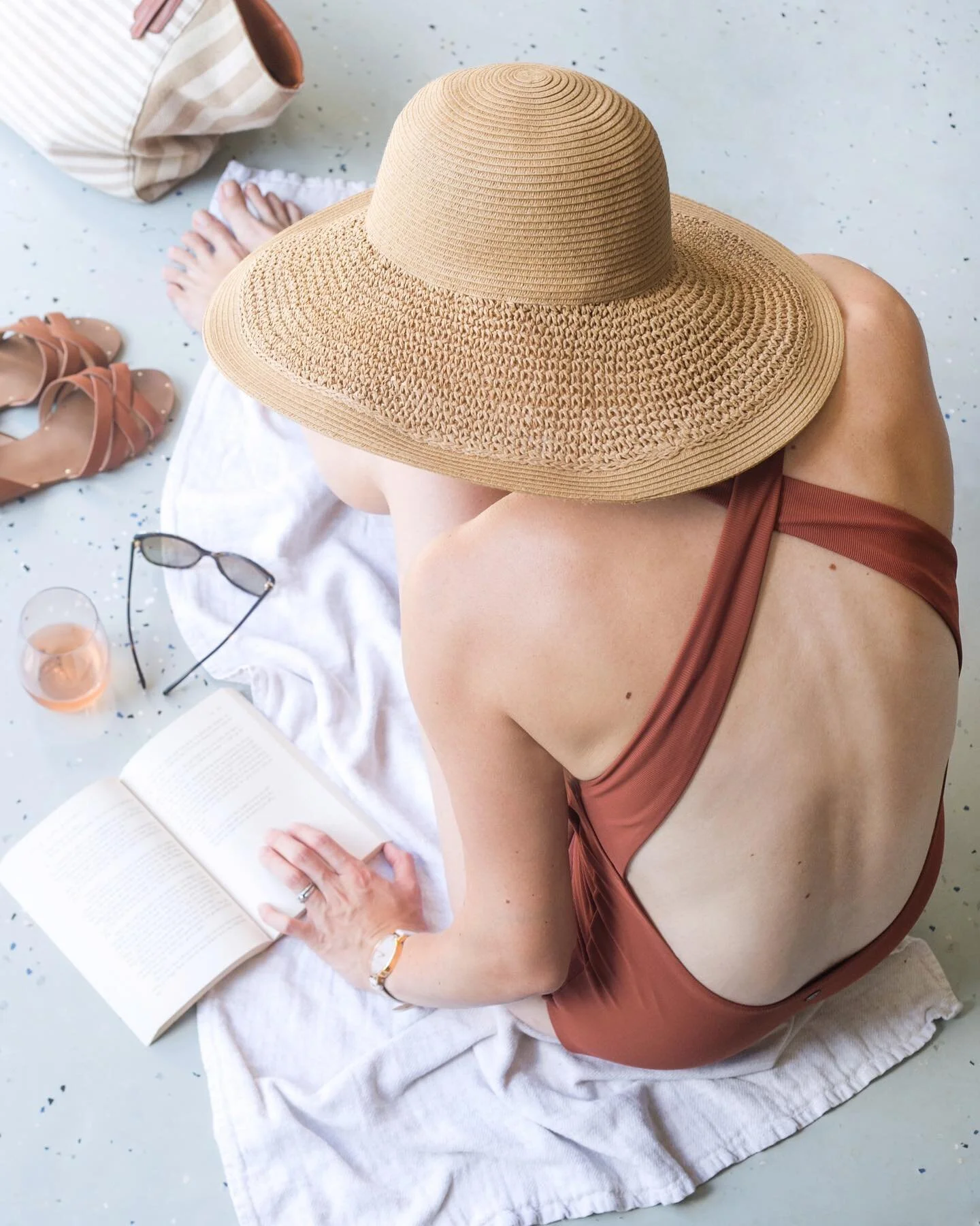 Sun-kissed skin &amp; sweet fatigue after the most perfect unplugged day at the pool, followed by s&rsquo;mores &amp; late night laughter by the fire. Summer&rsquo;s last Sunday well spent ☀️