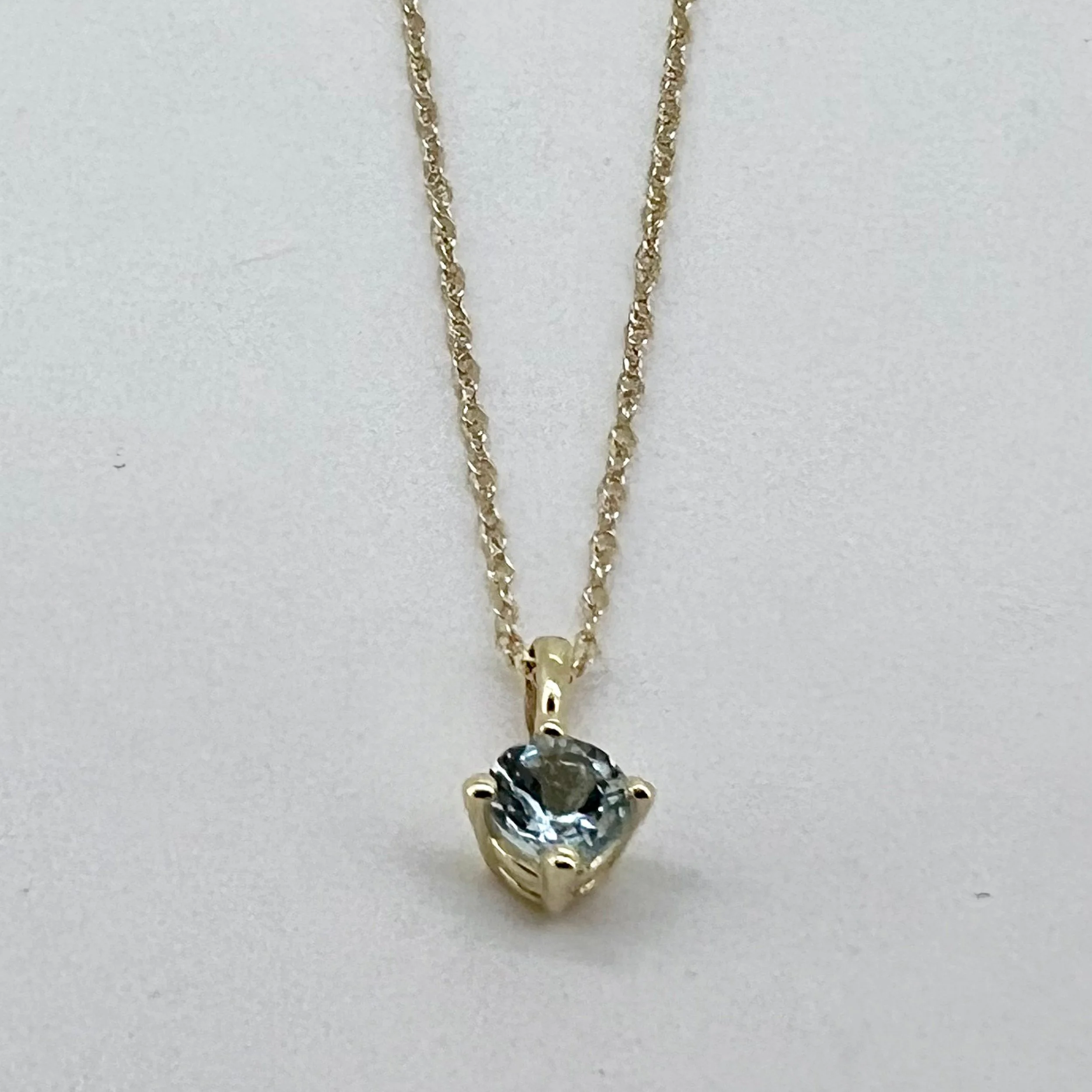 Aquamarine Solitaire Pendant