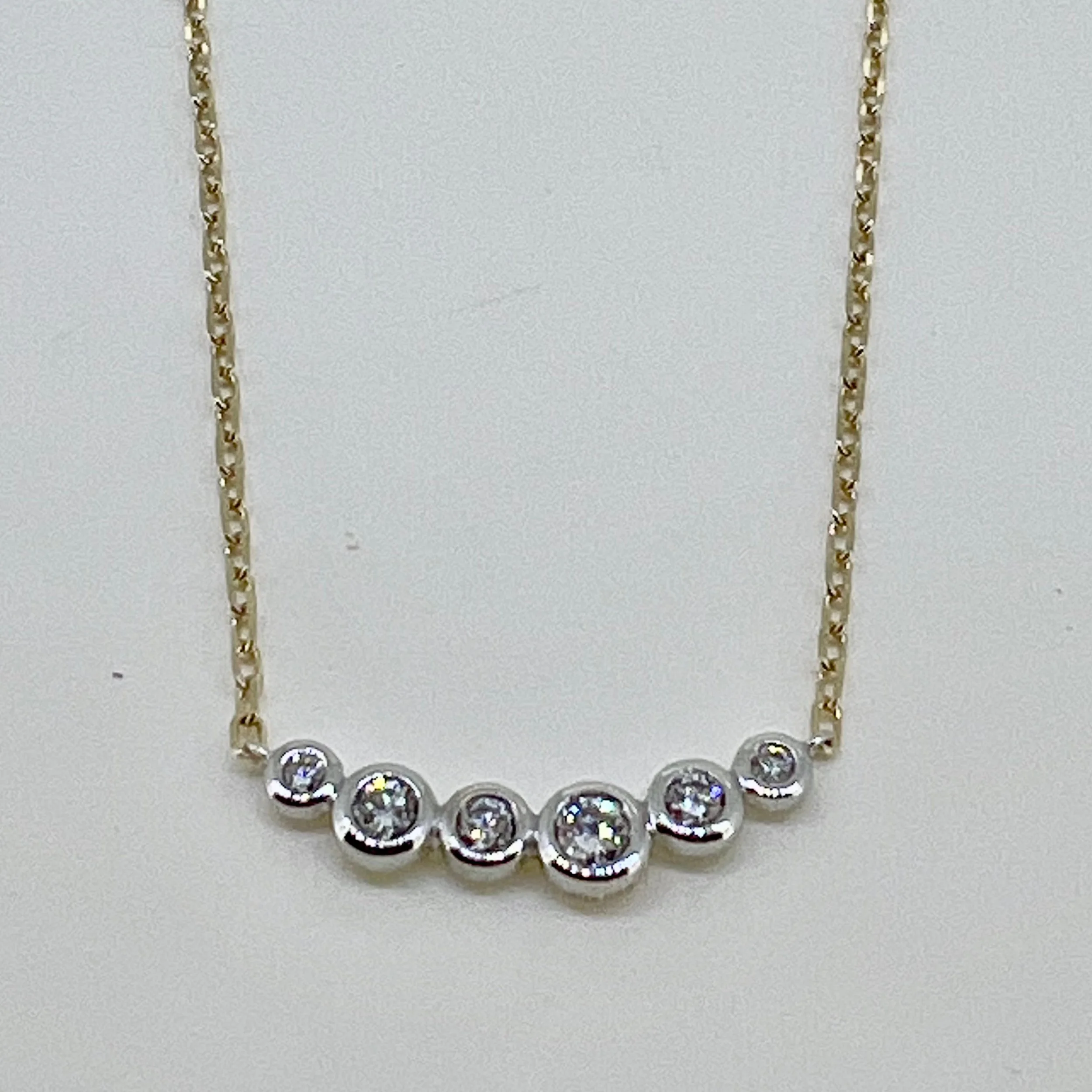 Diamond Curving Bar Pendant
