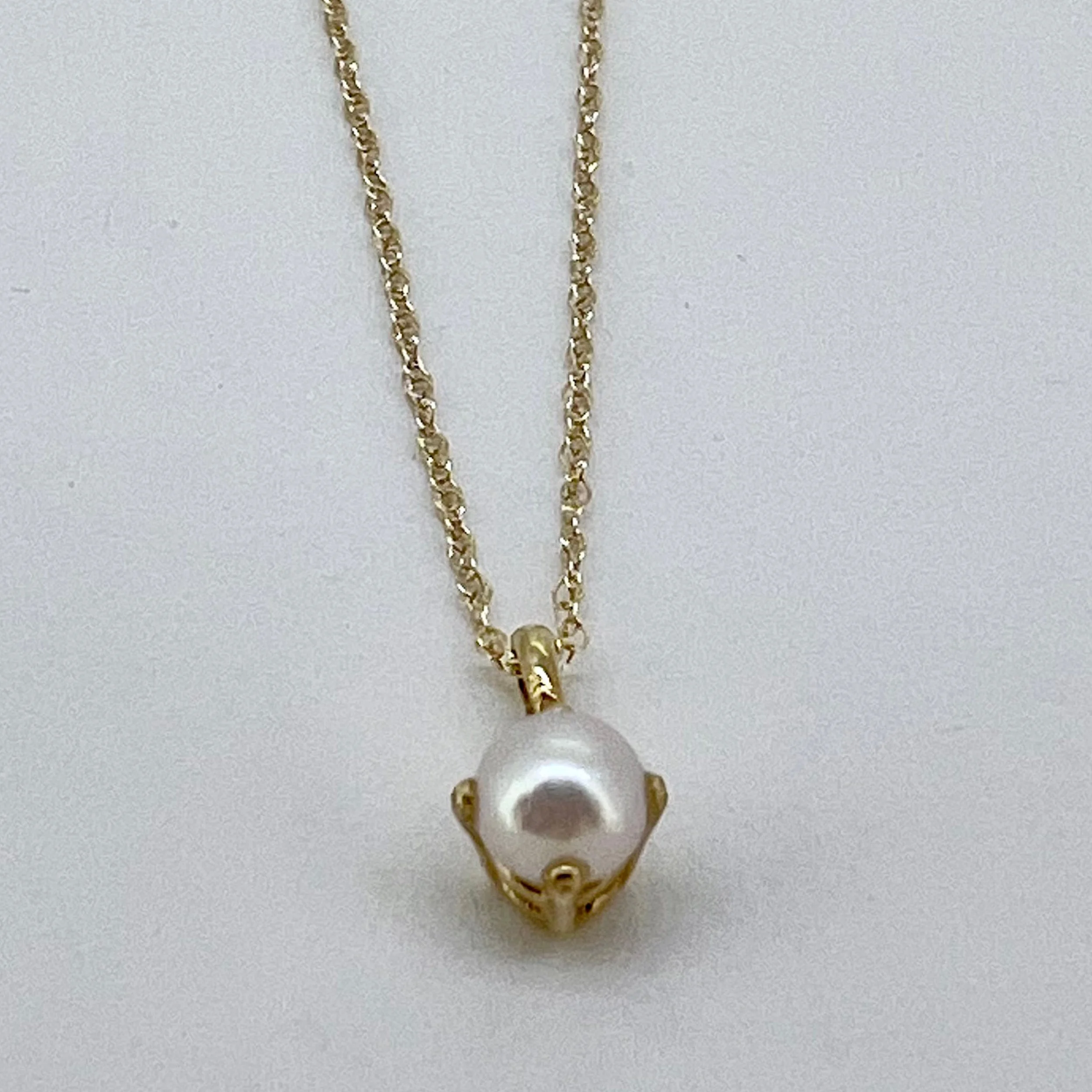 Pearl Solitaire Pendant