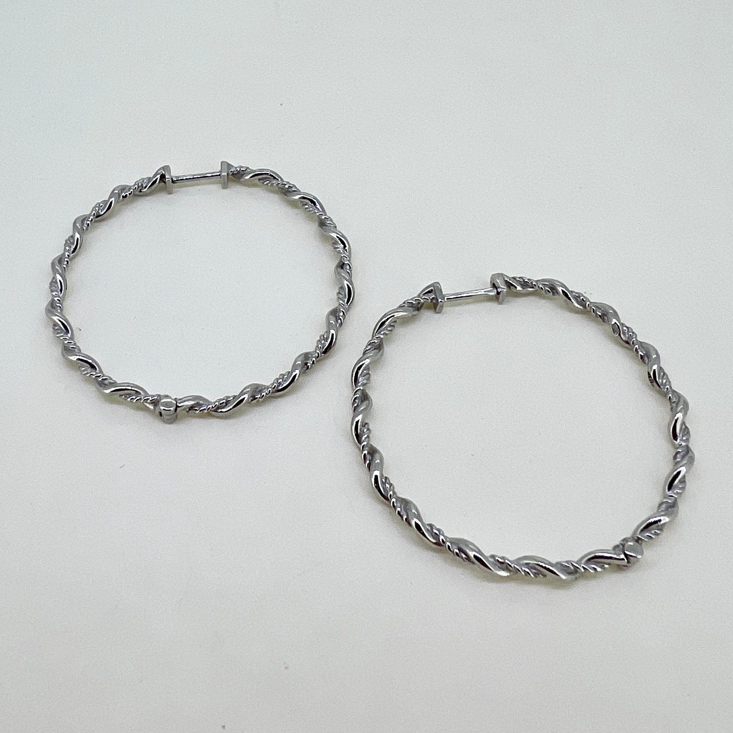 Twisting Hoop Earrings