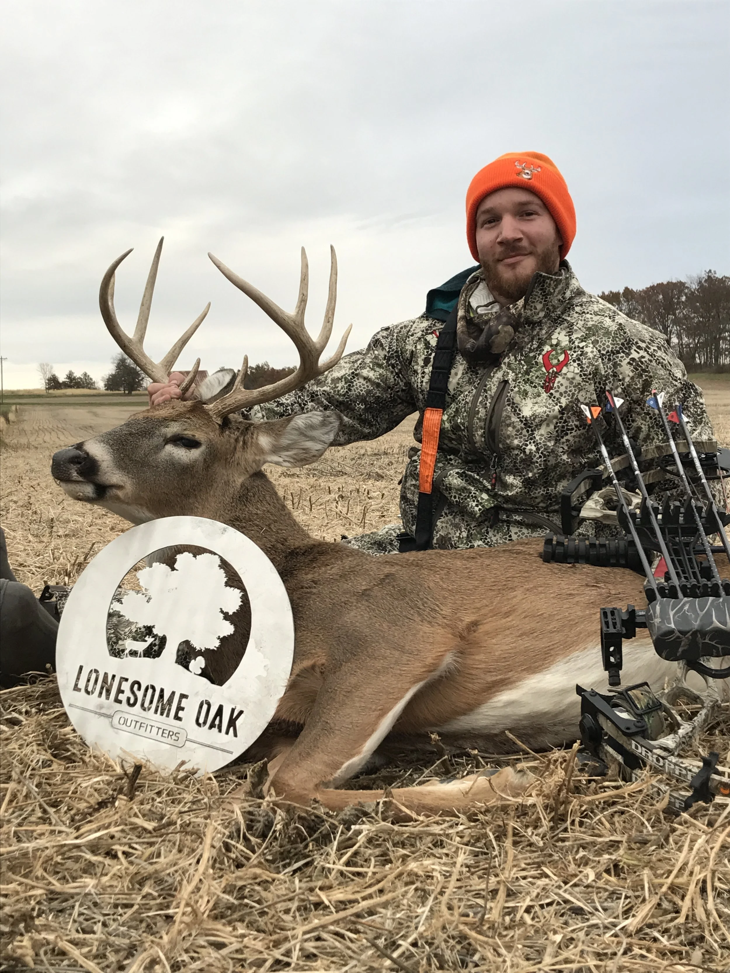 MO Whitetail Deer Hunting — Lonesome Oak Outfitters