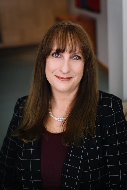 Wendy Nelson — Hutchinson Black and Cook