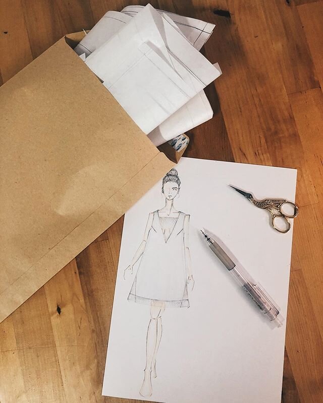 Today&rsquo;s project 💛
.
#inthestudio #fashionillustration