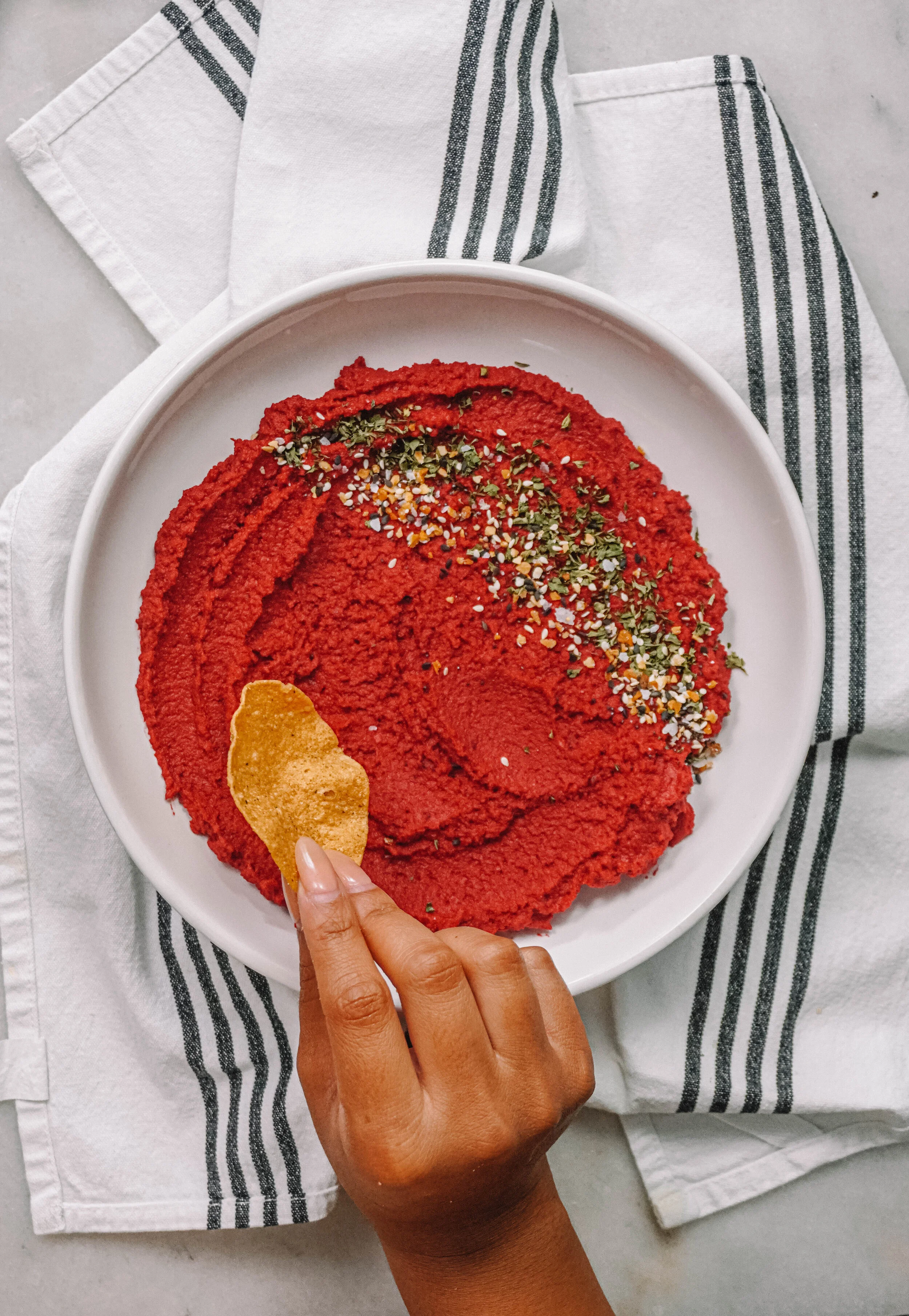 Garlic Beetroot Hummus