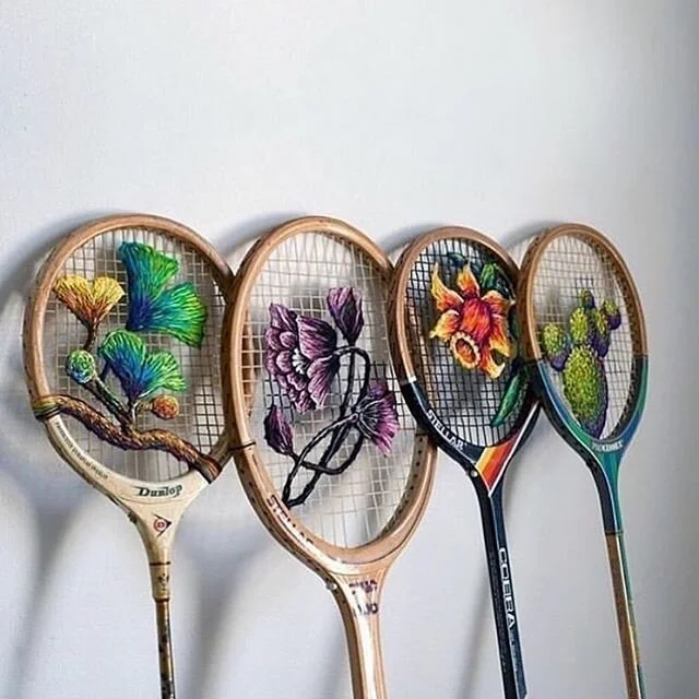 Yay! It’s tennis season down under 🎾 ⠀
⠀
My facial muscles will be getting a great workout over the next couple of weeks watching all the action of the @australianopen 😁 👀 ⠀
⠀
Good for my complexion, good for my muscle tone, good for anti-ageing and anti-gravity ✅ ⠀
⠀
Give it a try! ⠀
- open eyes wide to keep your eye on the ball⠀
- lift eyebrows upwards to try and see those first serves⠀
- pull muscles and skin back towards hairline and ears at amazement of athleticism ⠀
- smile wide at the crowd antics⠀
- open mouth wide at every lost point⠀
- pull mouth into a small O at every ace or close call⠀
Repeat each 20 times or more while watching a match!⠀
⠀
Great racquet art by @fiance_knowles ⠀
⠀
#tenniswow #faceyoga #beautyhacks #befacewell⠀