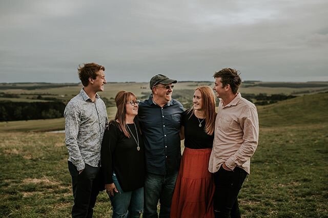 Back when I could photograph beautiful families in amazing locations like this &hearts;️
.
.
.
.
.
#janiemartinphotography #lifestylephotographer #familylifestylephotographer #warrnamboolphotographer #koroitphotographer #portfairyphotographer