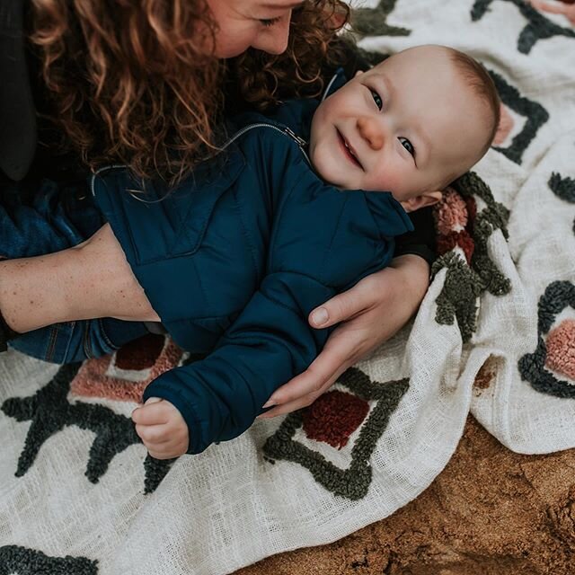 How&rsquo;s this beautiful smiley face for your Tuesday morning? .
.
.
.
.
#janiemartinphotography #lifestylephotographer #familylifestylephotographer #warrnamboolphotographer #koroitphotographer #portfairyphotographer #clickinmoms #clickmagazine #le