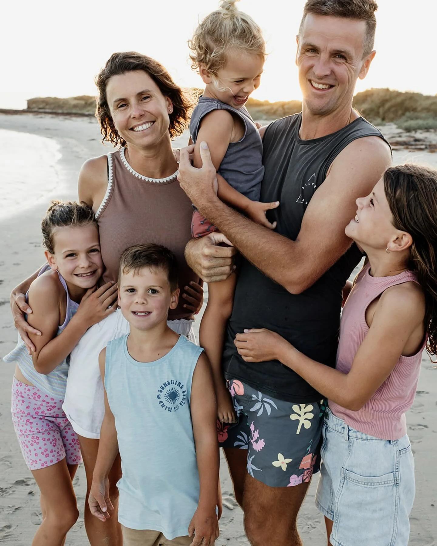 This session 😍 My gosh, I came home on a high after this. We could not have asked for a more perfect night at (in my opinion) one of the most beautiful beaches in our area. 
Yes sunset sessions in the Summertime can mean late nights but if you have 