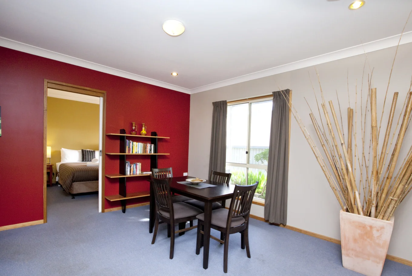 Explorers Villa 04.jpg