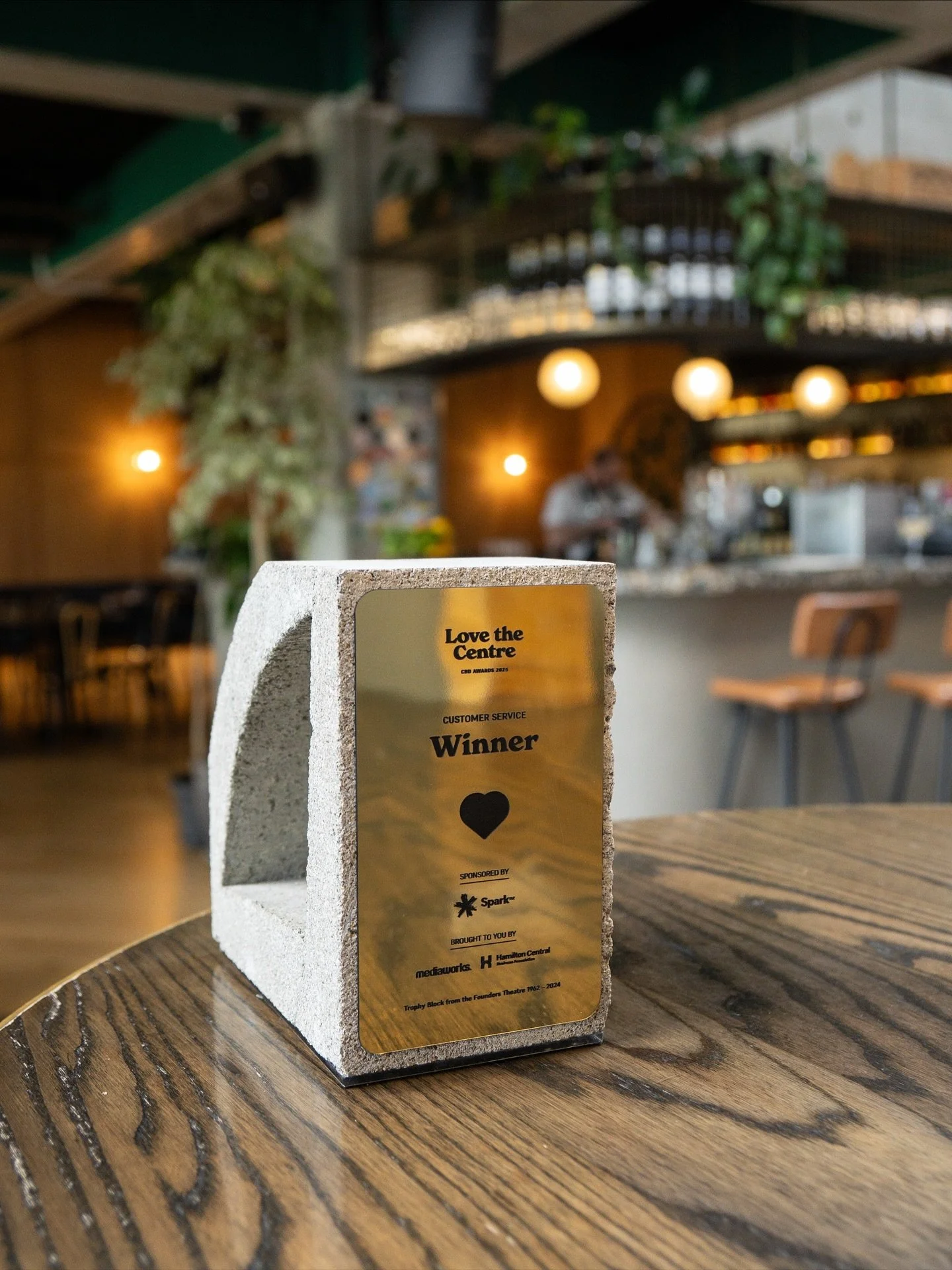 raise a glass to&hellip; 
the love the centre awards

winner: customer service
runner up: bars &amp; restaurants

thanks to our pickle people, for your hard work and dedication
and thanks to the team at @lovethecentre
xoxo