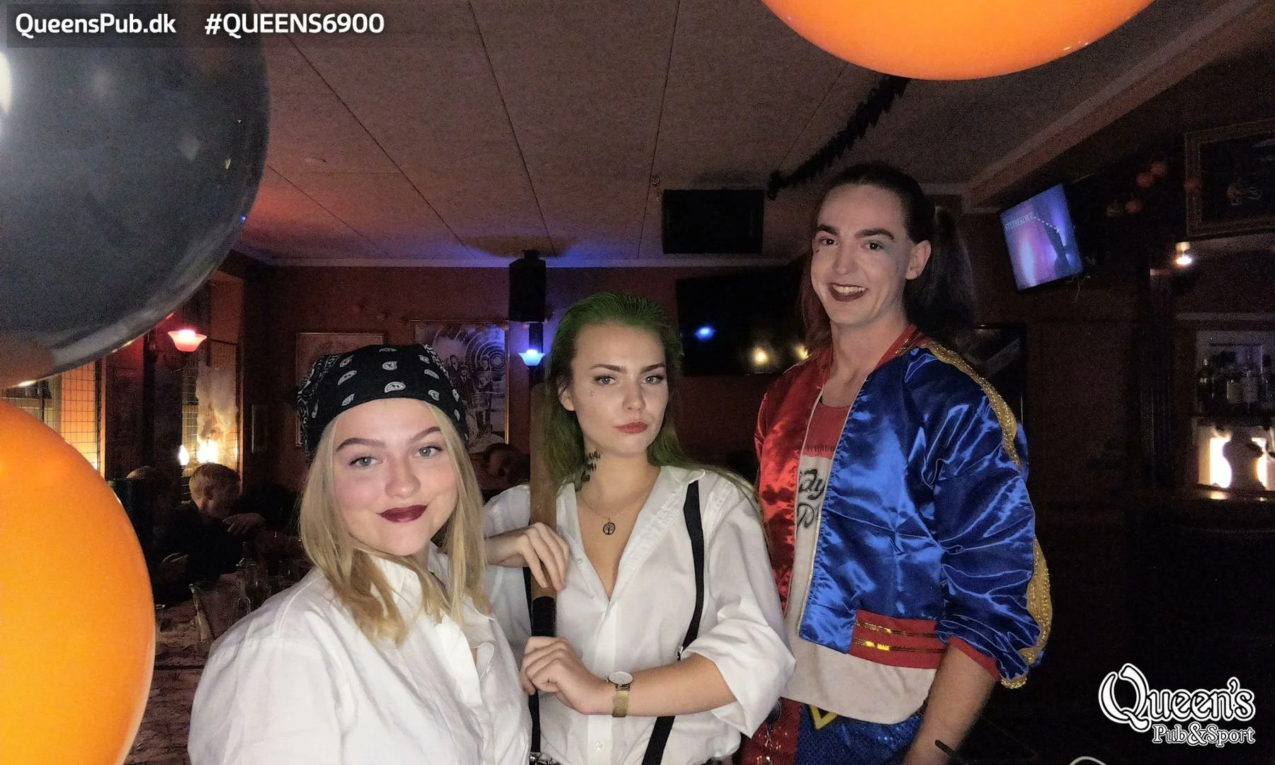 Billeder | 2022 | Uge 43 - Lightbooth