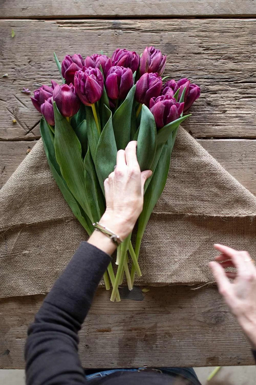 How to Wrap Tulips — Philippa Craddock