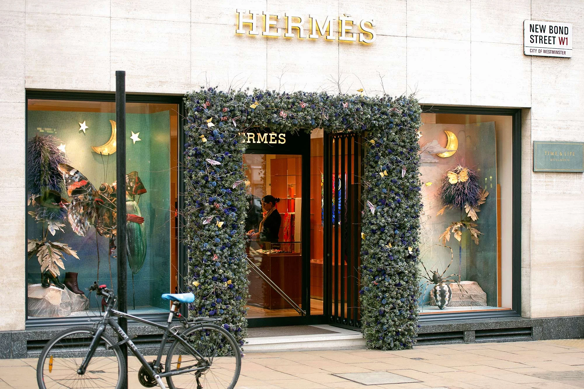 PHILIPPA_CRADDOCK_HERMES_NEW_BOND_STREET_W2000_6951.jpg