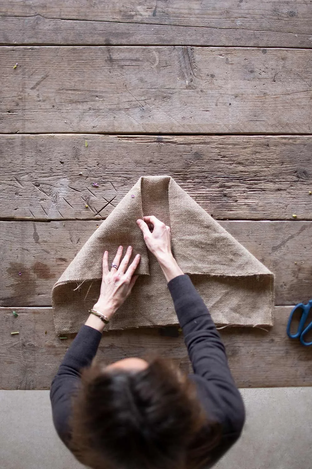 How to Wrap Tulips — Philippa Craddock