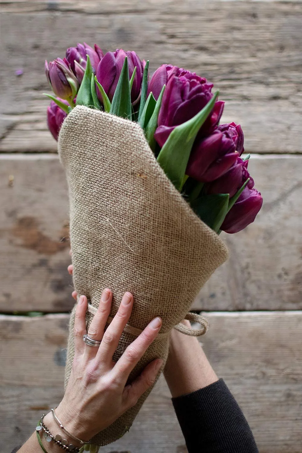 How to Wrap Tulips — Philippa Craddock