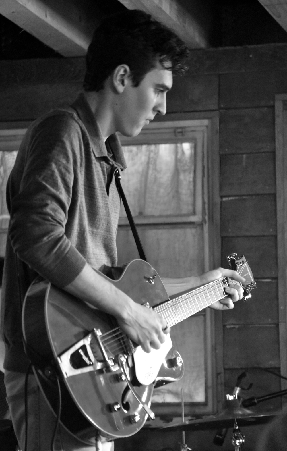 Rob-Picazo-performing-at-TEDxRoyalTunbridgeWells.png