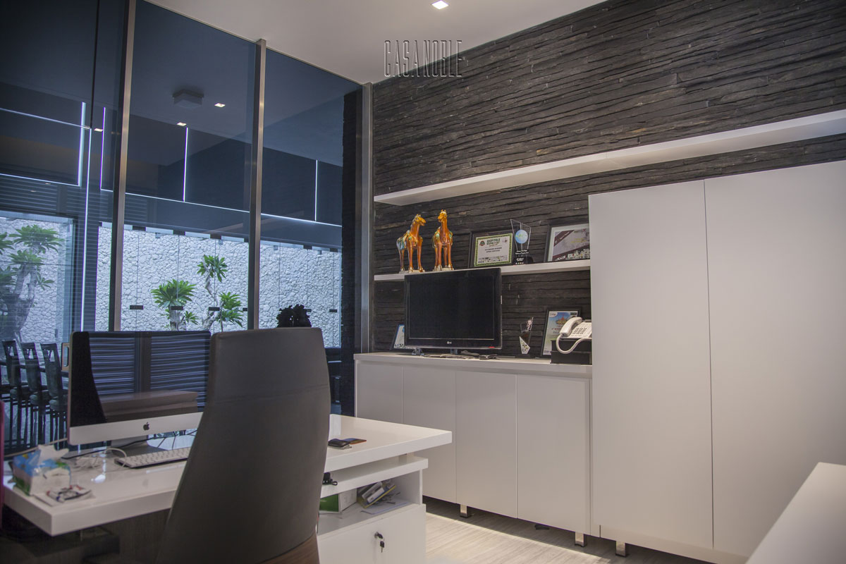 CASANOBLE_CUSTOM_FURNITURE_LUXURY_MEWAH_JAKARTA_INDONESIA-(16).jpg