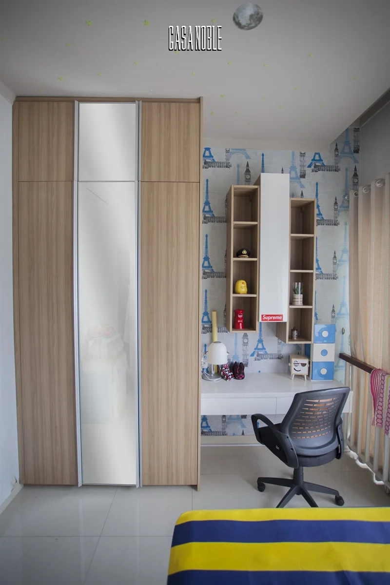 Wardrobe HPL & Glass Kamar Anak Bu Dina