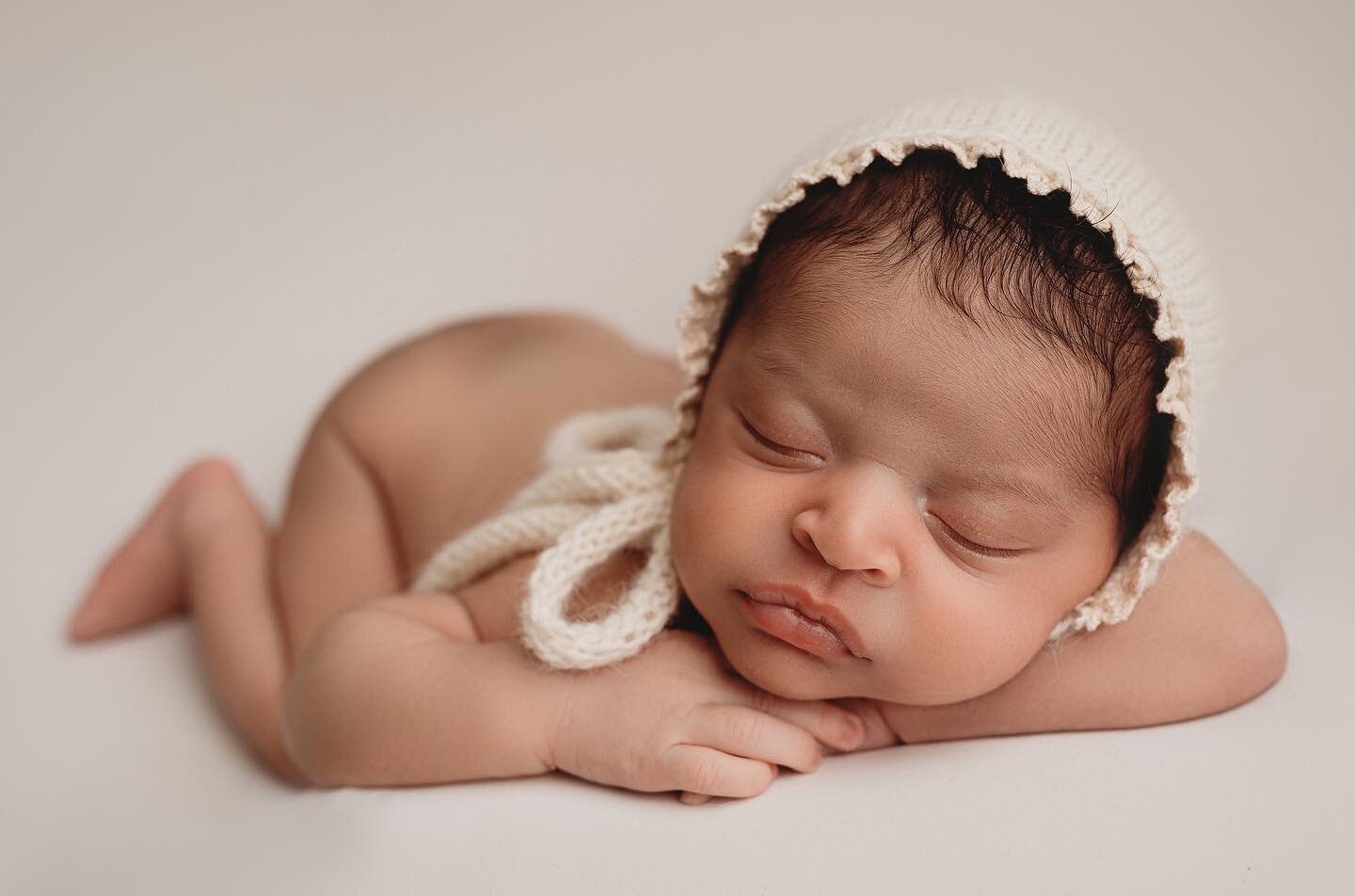 Oh I loved this little princesses gallery!! Guys, I have now closed my books for April. If you&rsquo;re due in May and would like to book in your newborn session, I will be taking a couple more bookings before I close my books for May. I&rsquo;m very