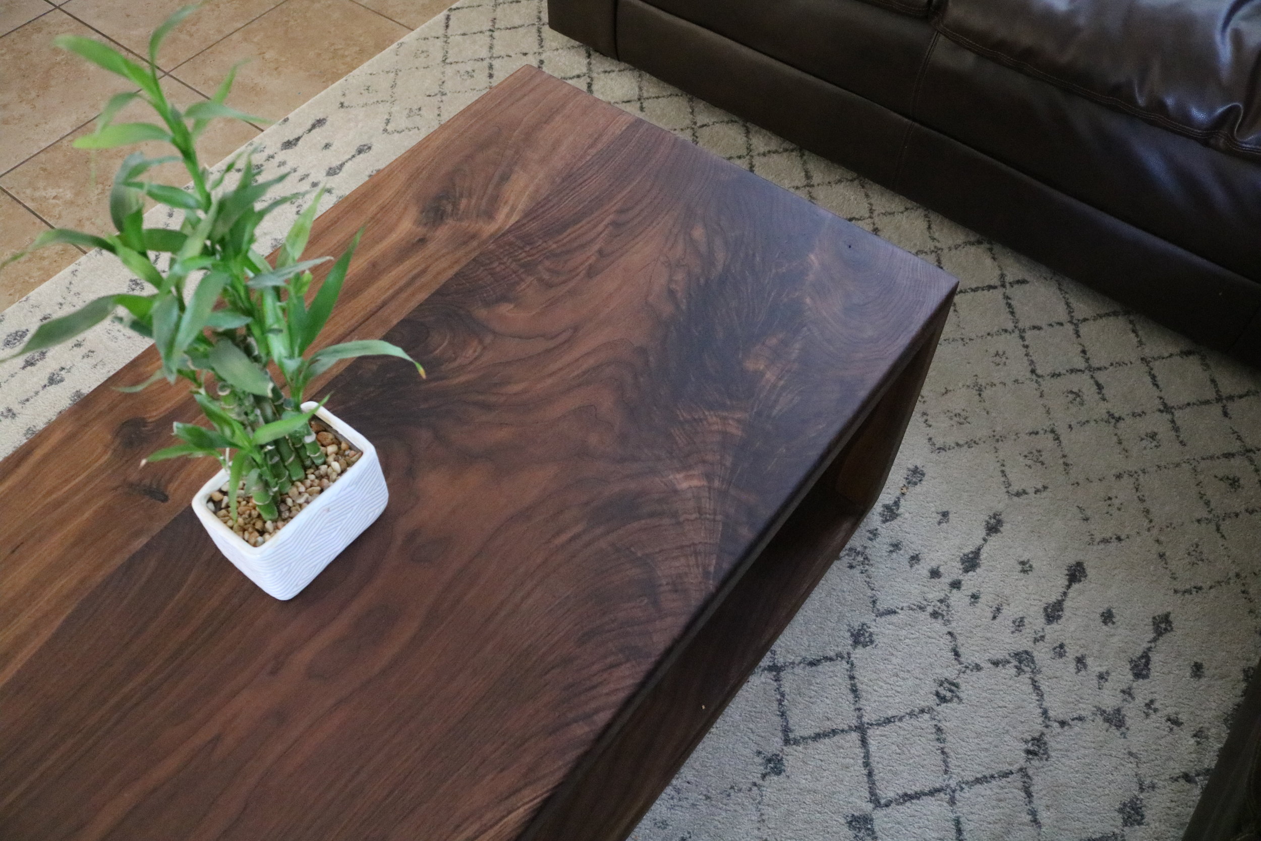 walnut-coffee-table-heart-of-timber.JPG