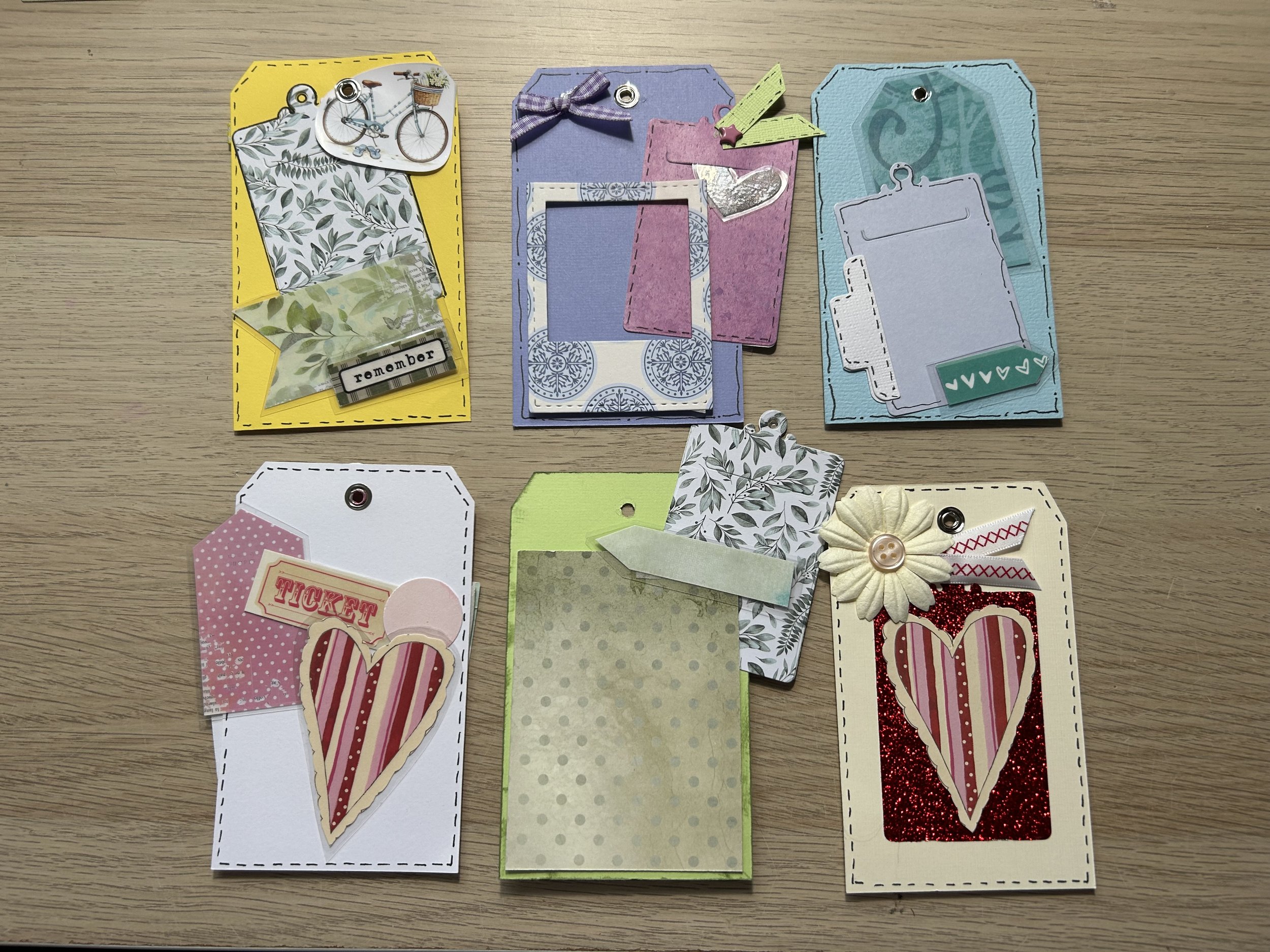 Papercraft Workshop - Friendship Tags with Sandra Gardiner