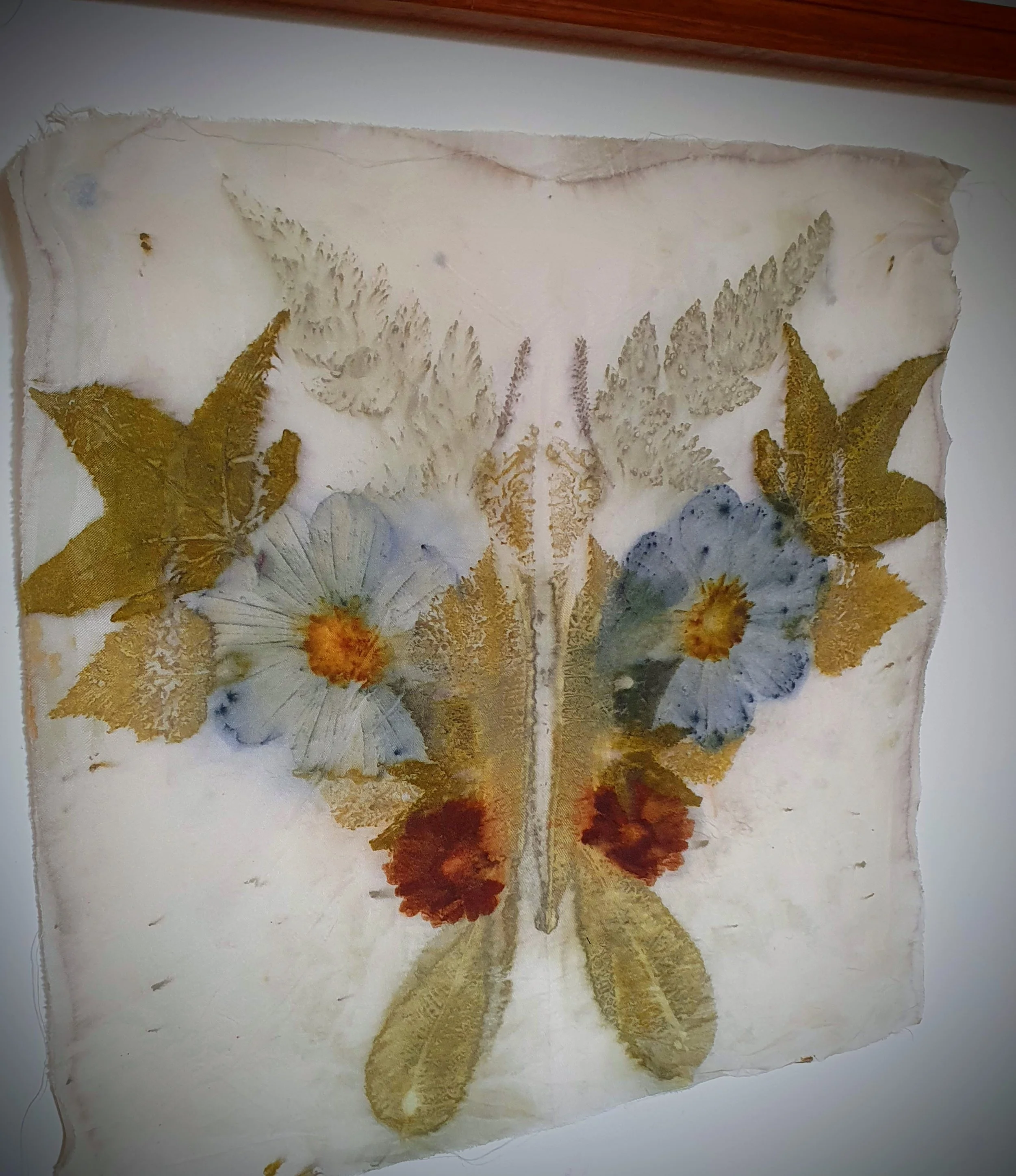 Eco Printing with Suspended in Sunbeam