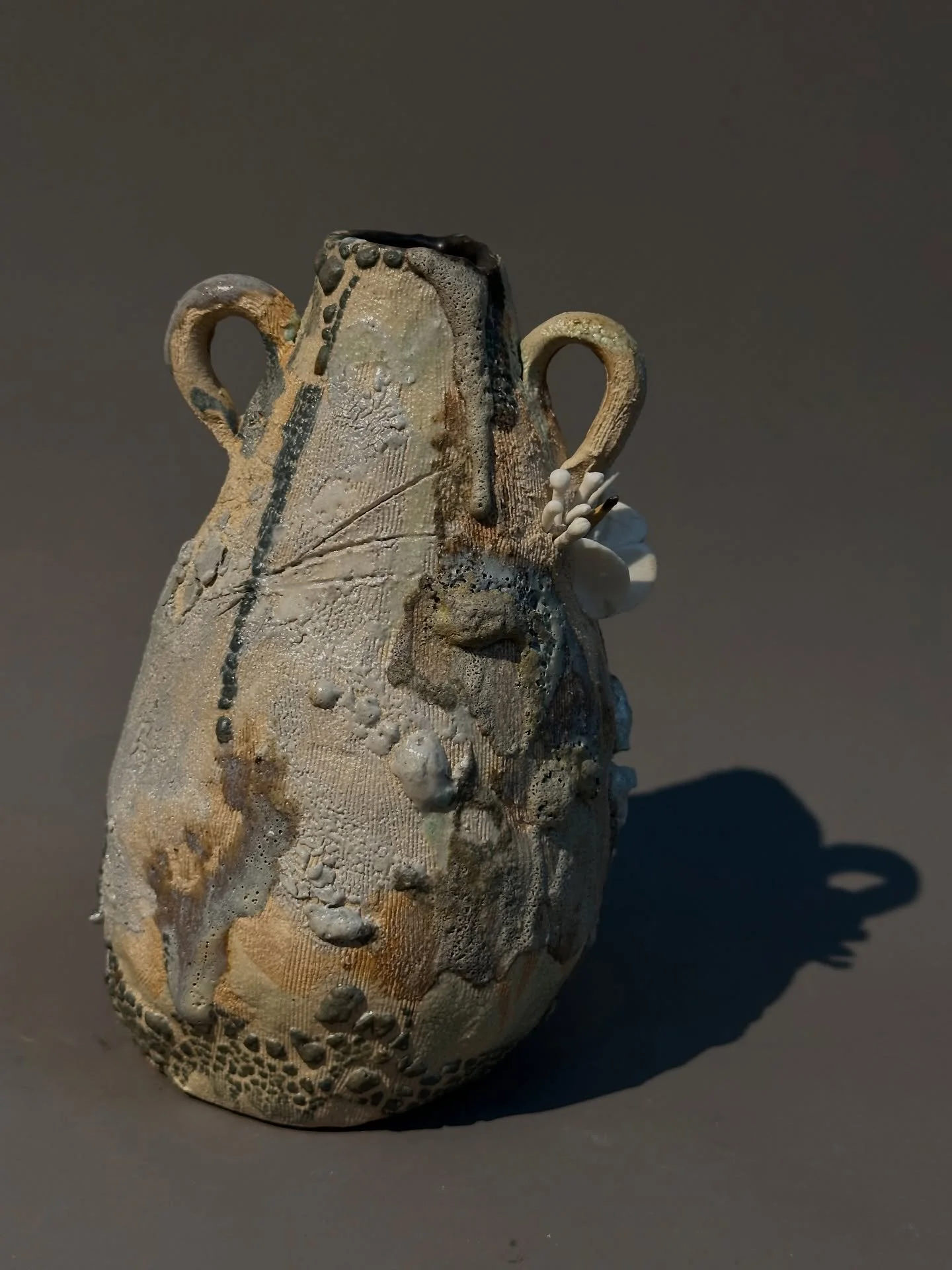 4th up&hellip;

H18.5xW11XD9.5cm

Making ceramics takes something organic and turns it, through the firing process, into something inorganic leaving shards and forms that archaeologists unearth centuries - even millennia later - and use to examine th
