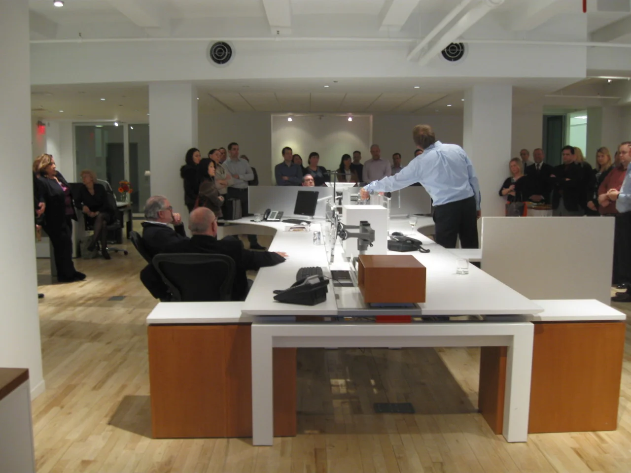 Celebrating Innovant’s Partnership with Arenson
Last week, Innovant hosted a sales meeting under the guise of a wine and cheese event. The gathering marked the kickoff of the new partnership between Innovant and Arenson , a New York City dealer of contract furniture and architectural interiors products. Arenson is now one of Innovant’s three preferred dealers in the New York City market for all non-trading desk client environments.
Arenson’s President, Carl Milanta, brought together his team members from the New York City, New Jersey and Connecticut offices. This afforded our four separate offices the opportunity to socialize over in-depth product demonstrations. We know that the success of the event foretells a fruitful partnership between our two companies.