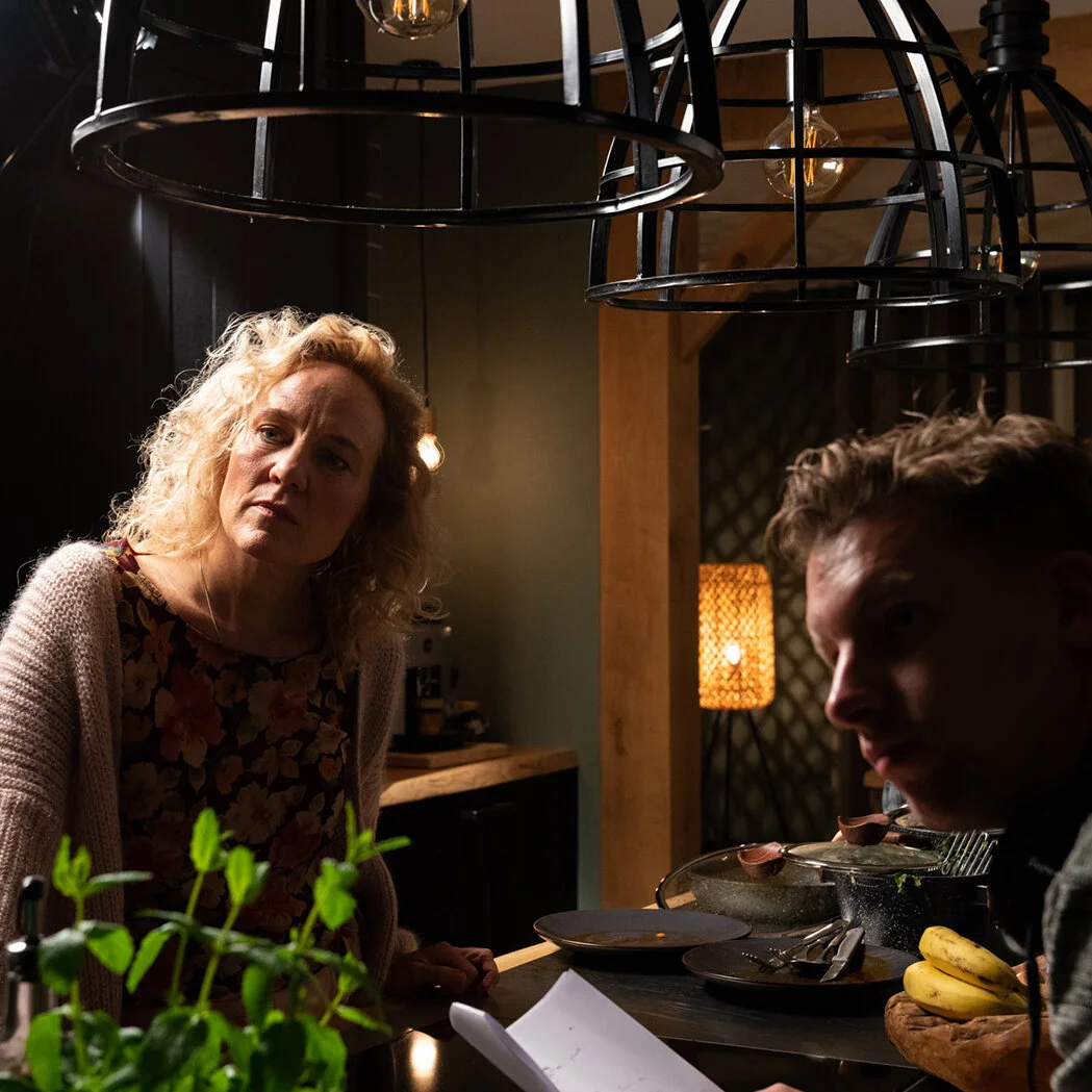TWEE UUR THUIS BEHIND THE SCENES 1.jpg