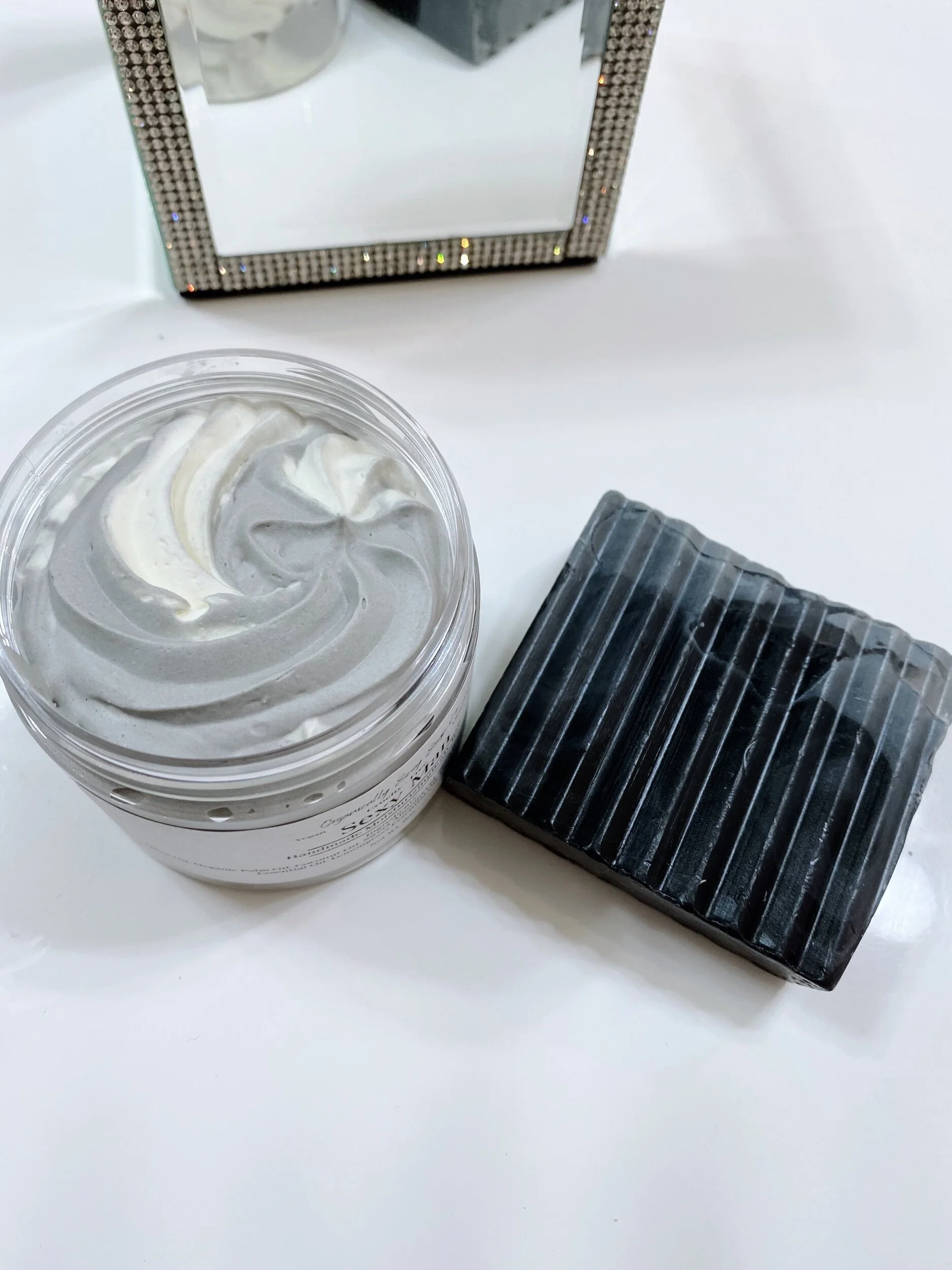 C8C765E1-C880-4049-9415-830B9D3893FE