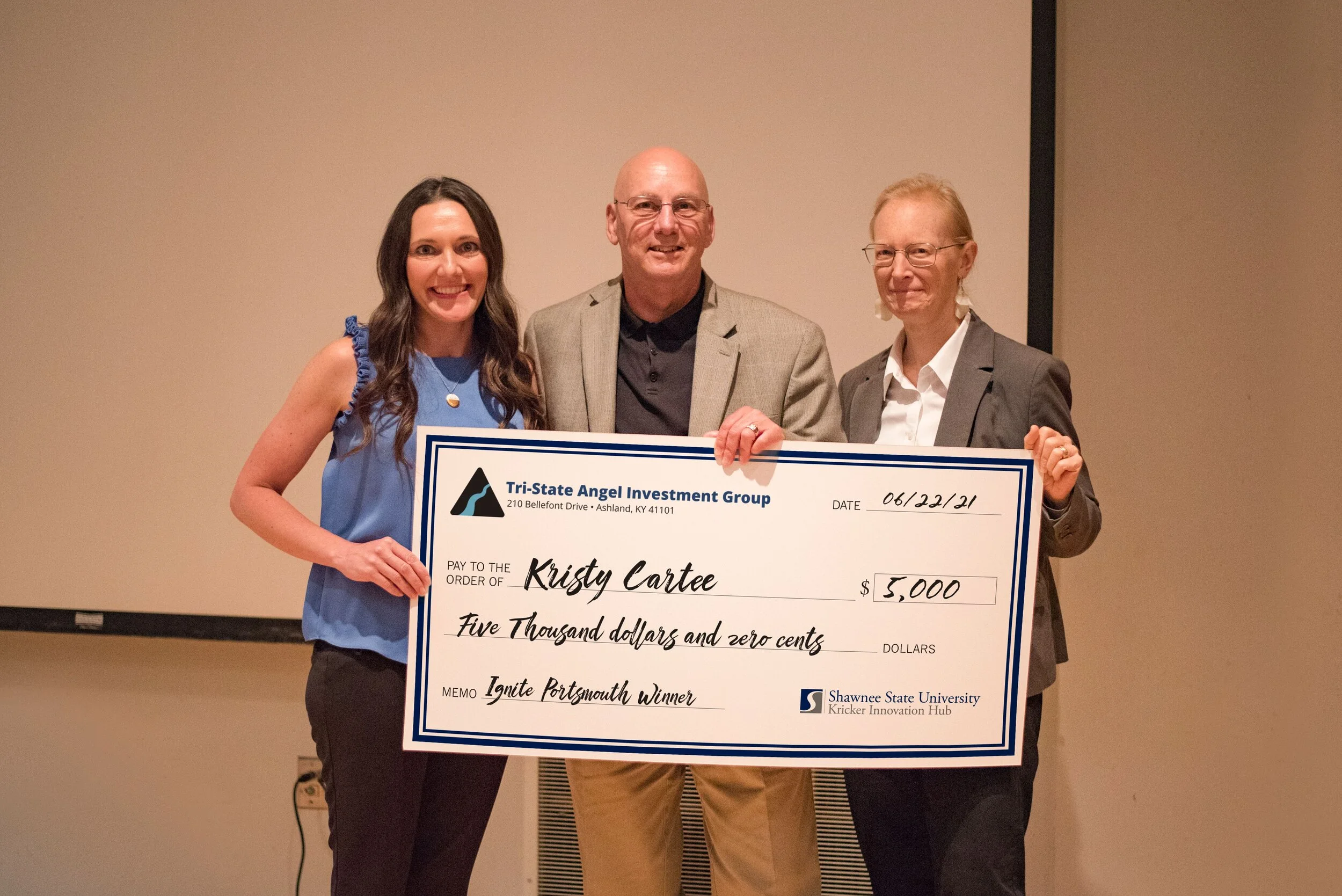  Kristy Cartee won the grand prize of $5,000. Now, she will pitch in front of the Tri-State Angel Investment Group for the possibility of additional funding! 
