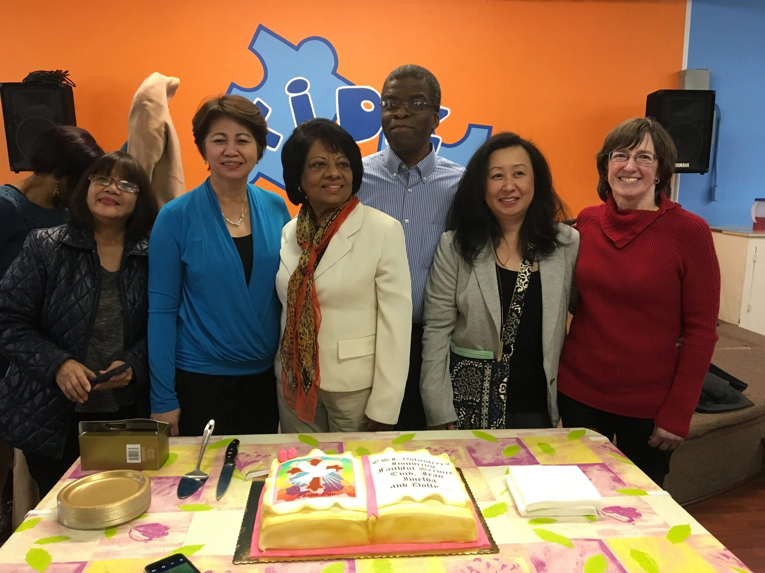 Honoring Longtime ESL Volunteers