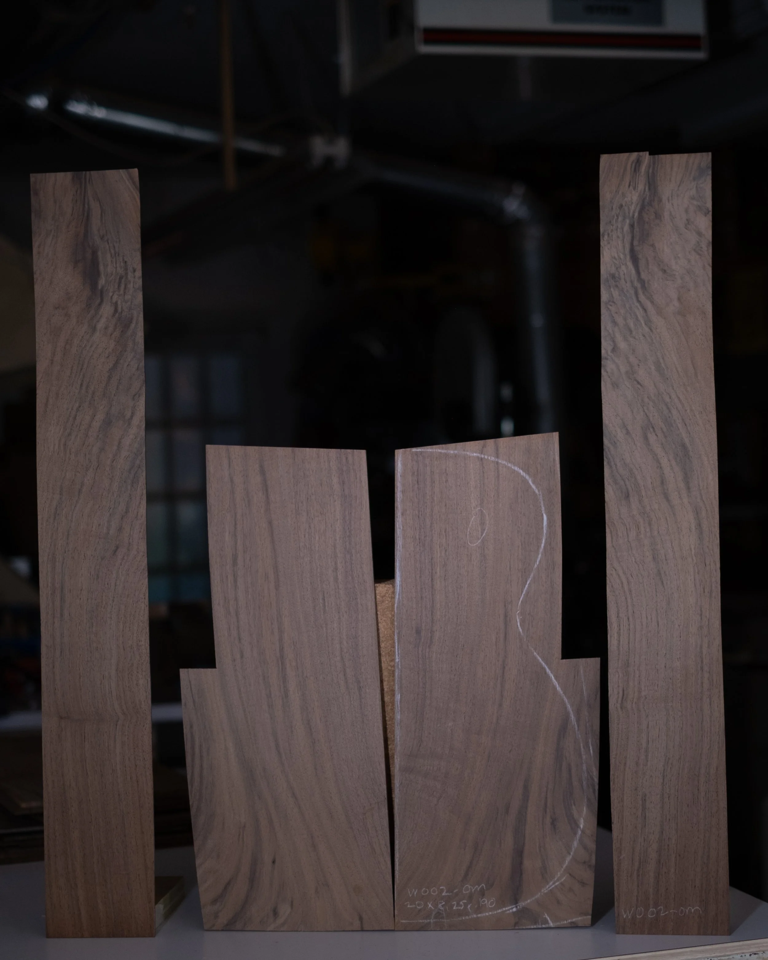 Walnut W002-OM