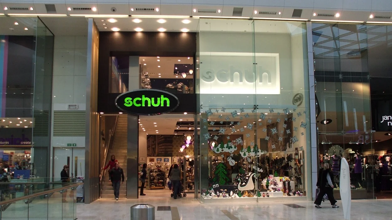 Schuh shopfront fit out to latest corporate style