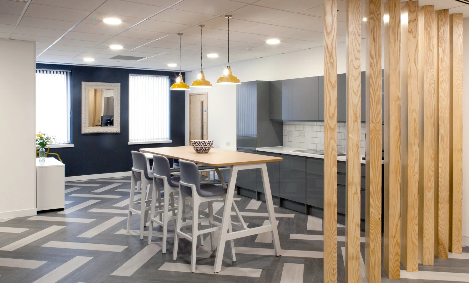 Elite-Office-Furniture-Gallery-Harmony-Bench-R06HR.jpg