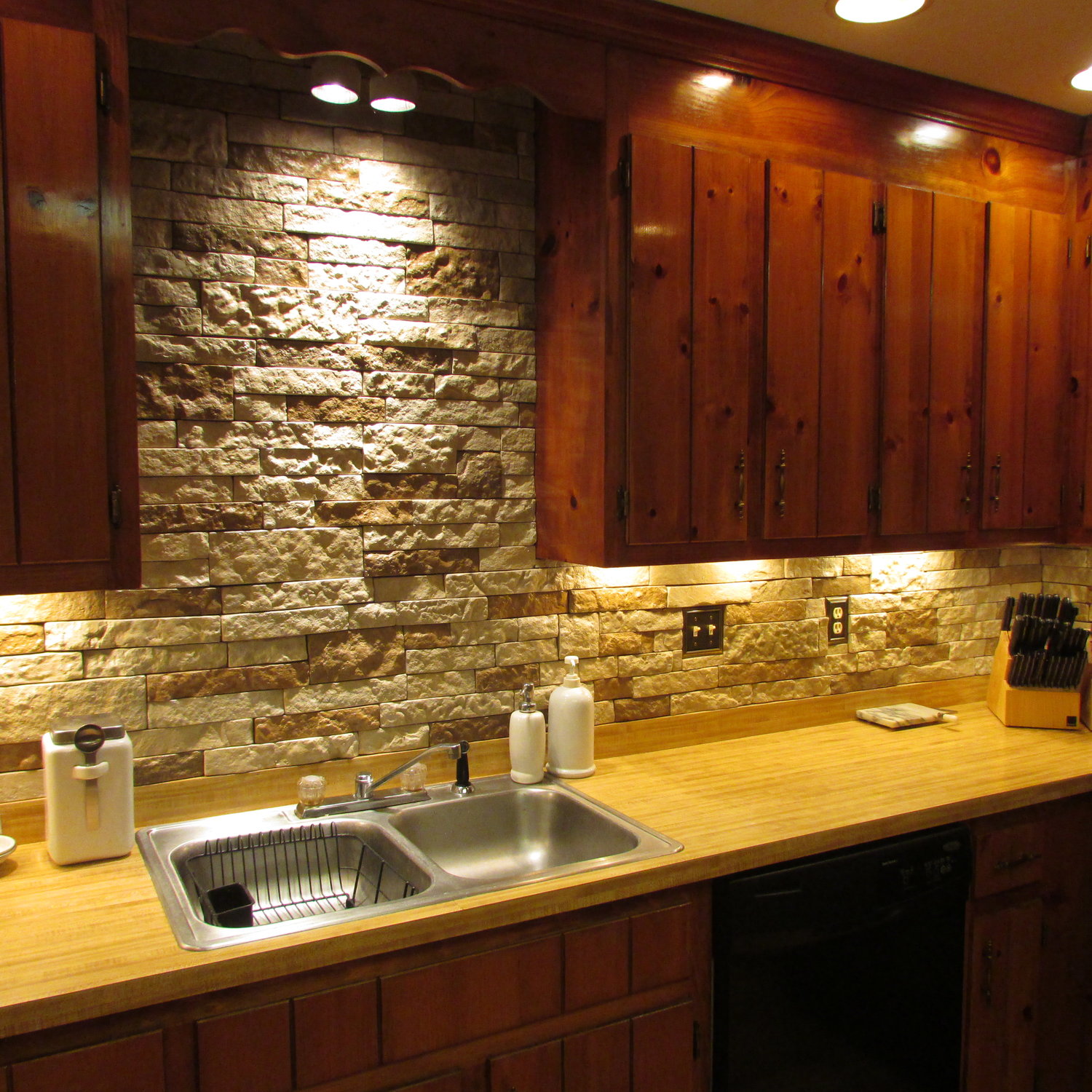 Faux Stone Wall Airstone