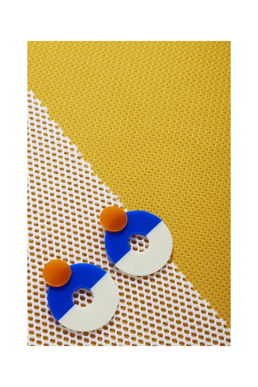 Photography, Art Direction, Props & Set, Post Production: GREYHSUTTER