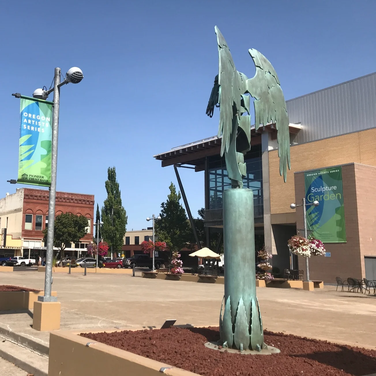 "Cien Anos", Devin Laurence Field