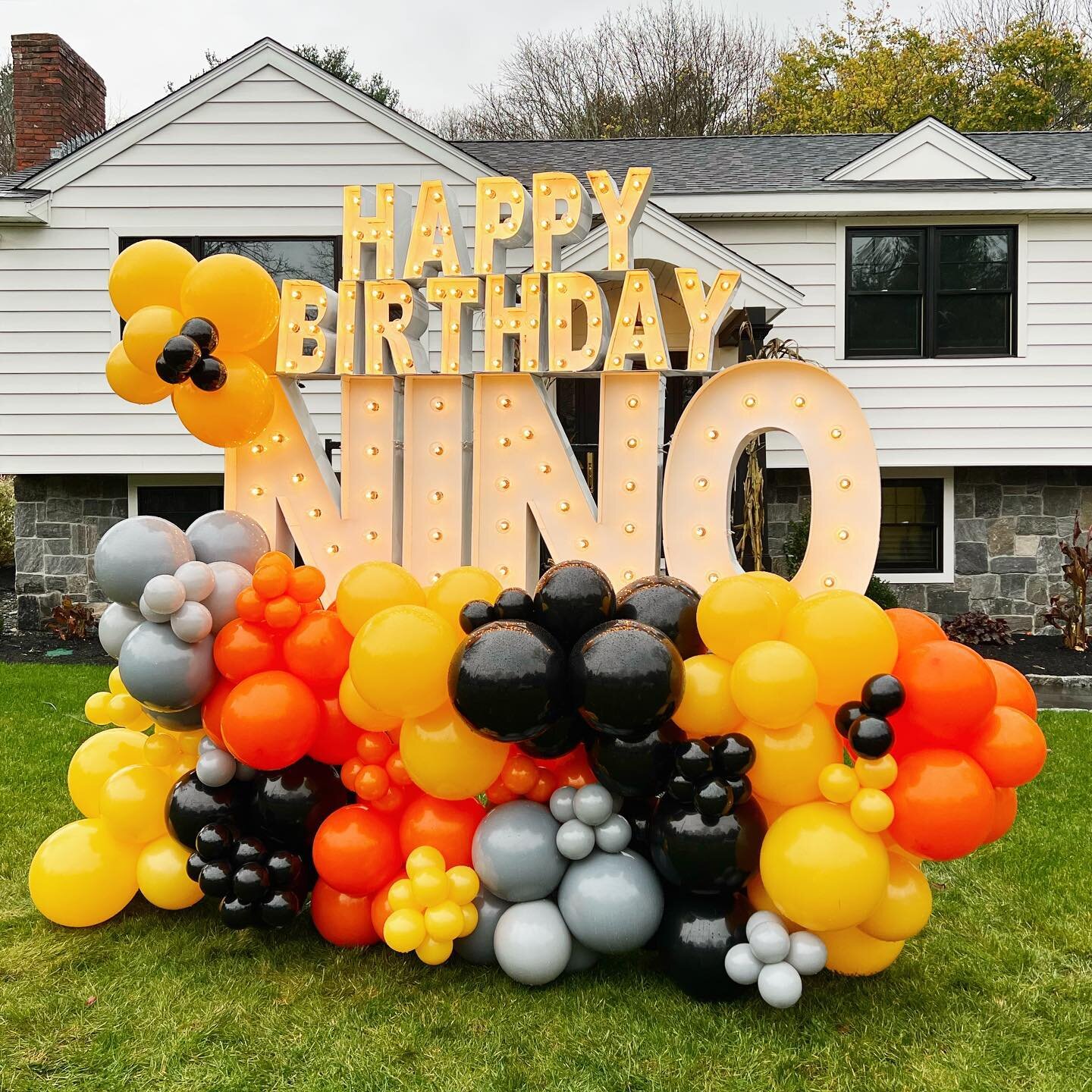 Nino&rsquo;s Birthday is always an EVENT and I love collaborating with @ang_fed on all the details. 😍

This construction themed party was everything and I was so happy to be a part of &lsquo;Nino&rsquo;s Big Dig&rsquo; 🦺&hearts;️🚜

Happy Birthday 