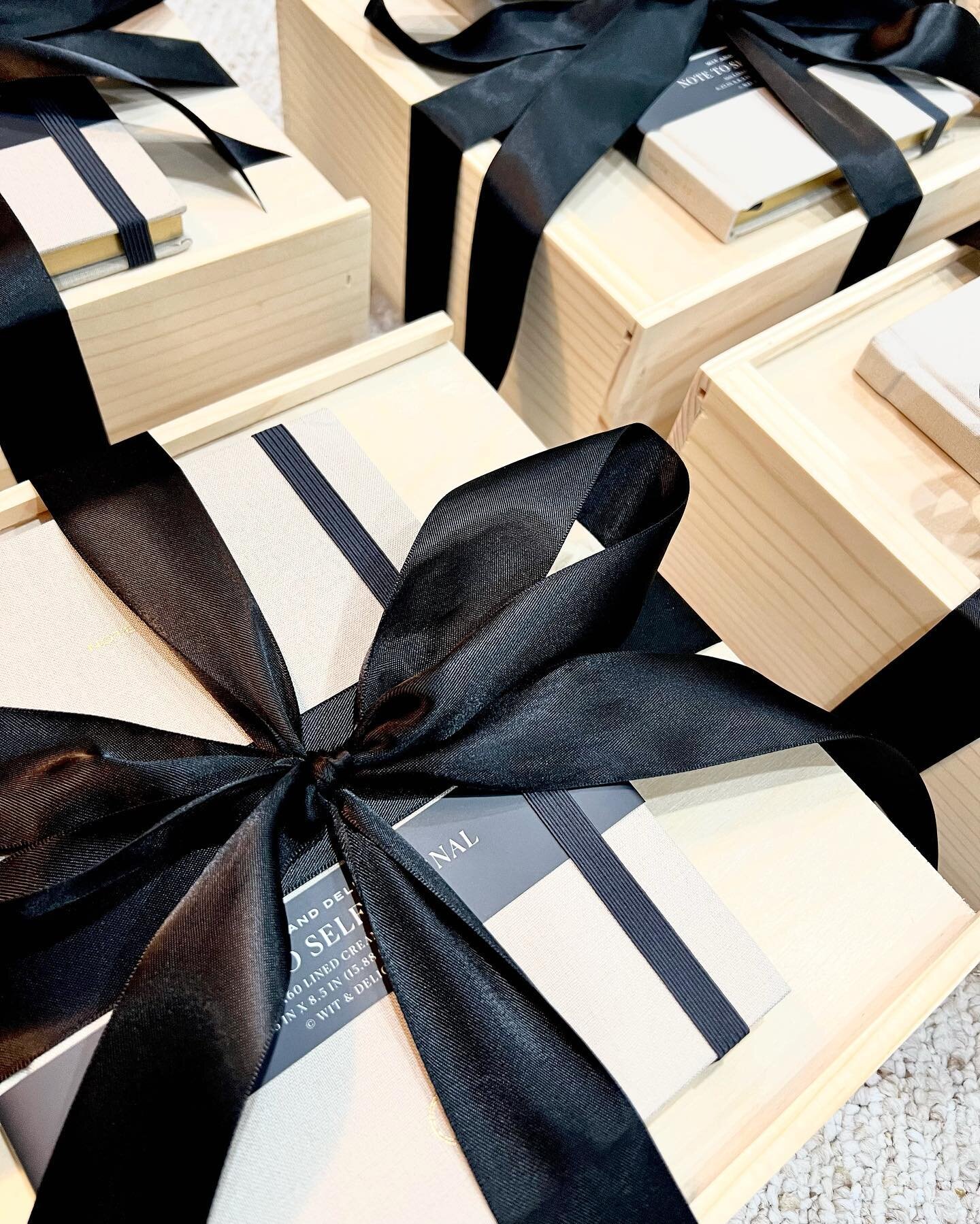 Custom wooden boxes and satin ribbon for an up-leveled experience. So. Pretty. 🥰