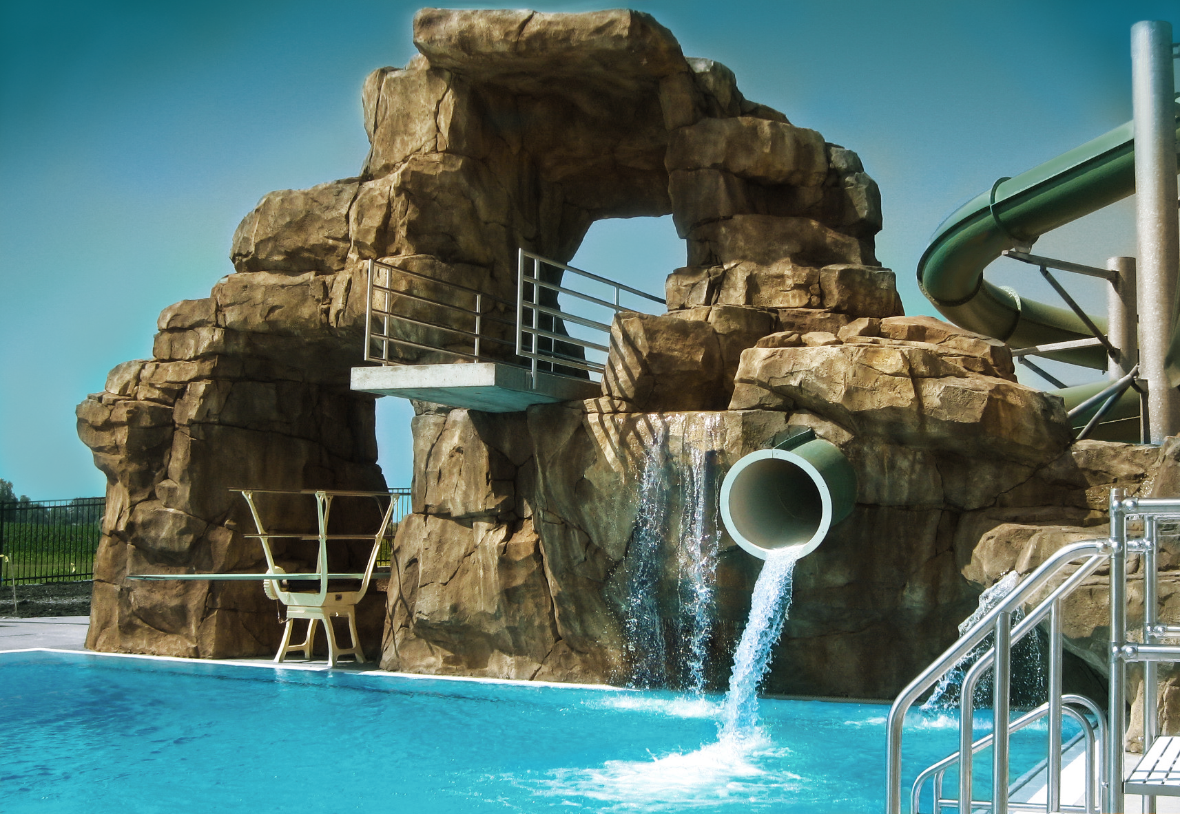 Creston_RockscapeDiving2.png