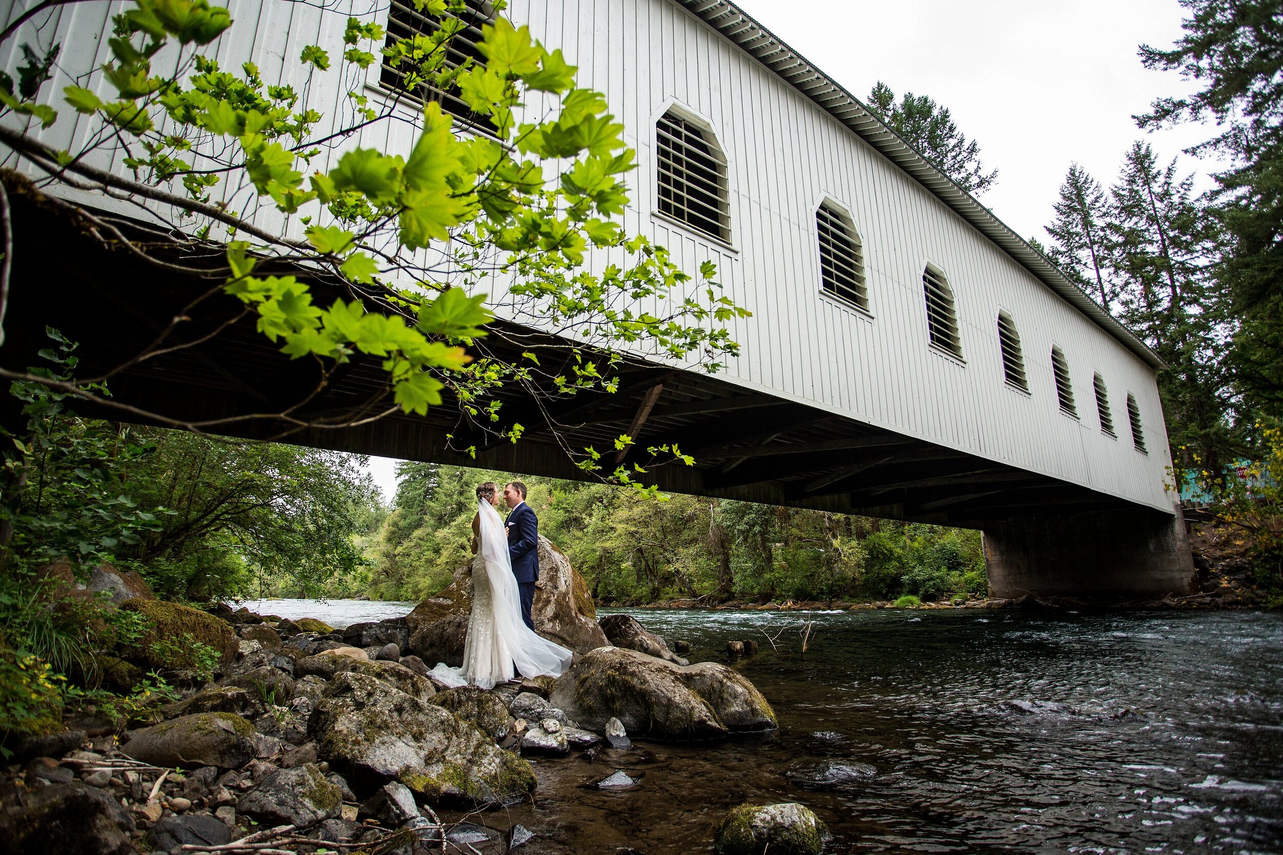 Blue River Oregon Wedding Photographer