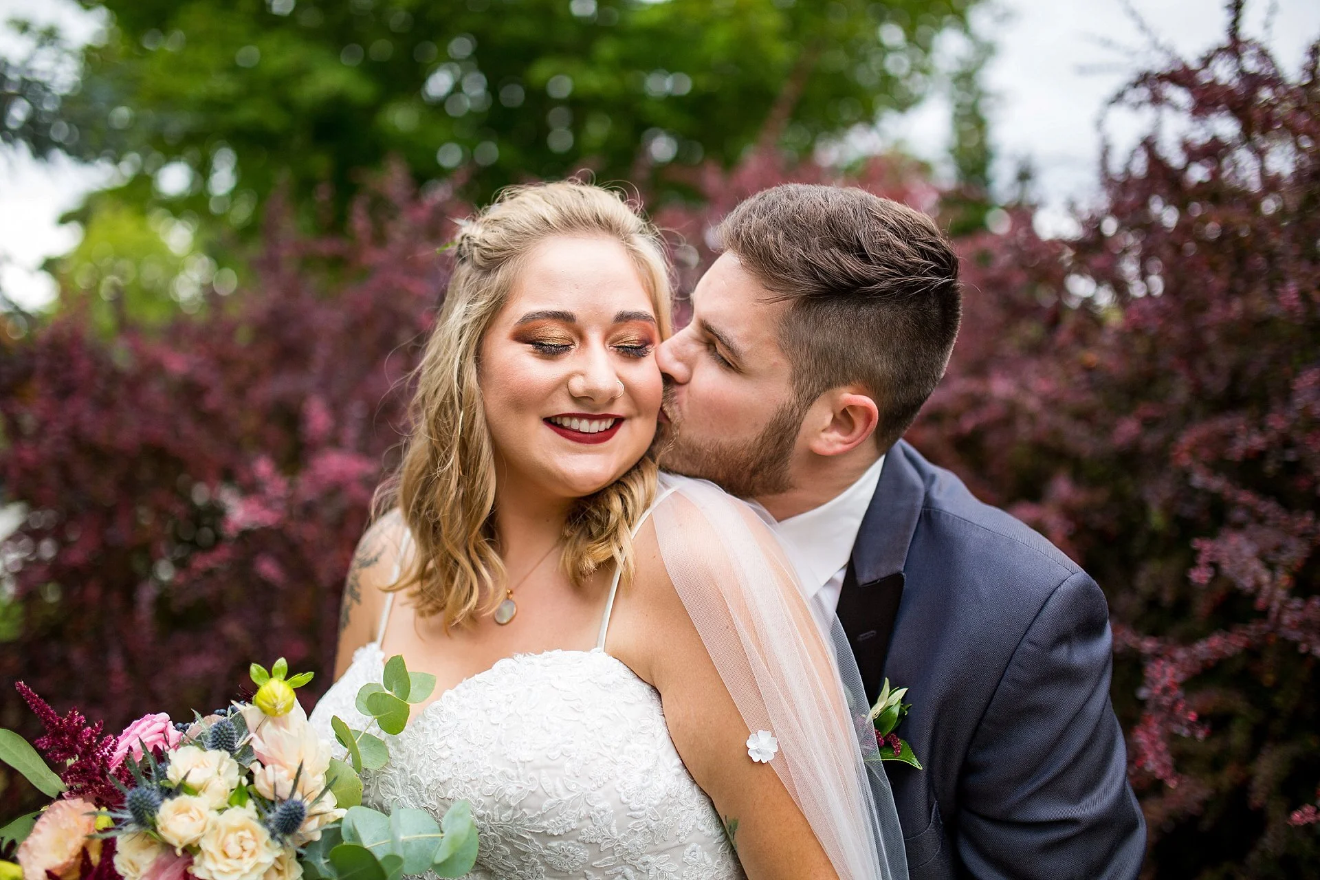 Best Salem Oregon Wedding Photographer