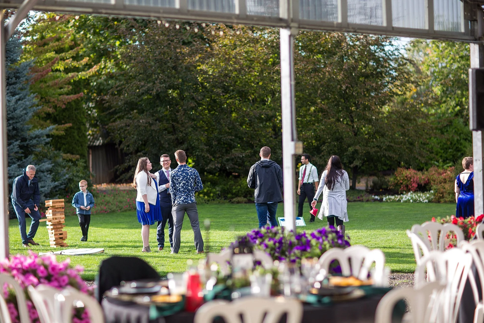 Log House Garden at Willow Lake Wedding