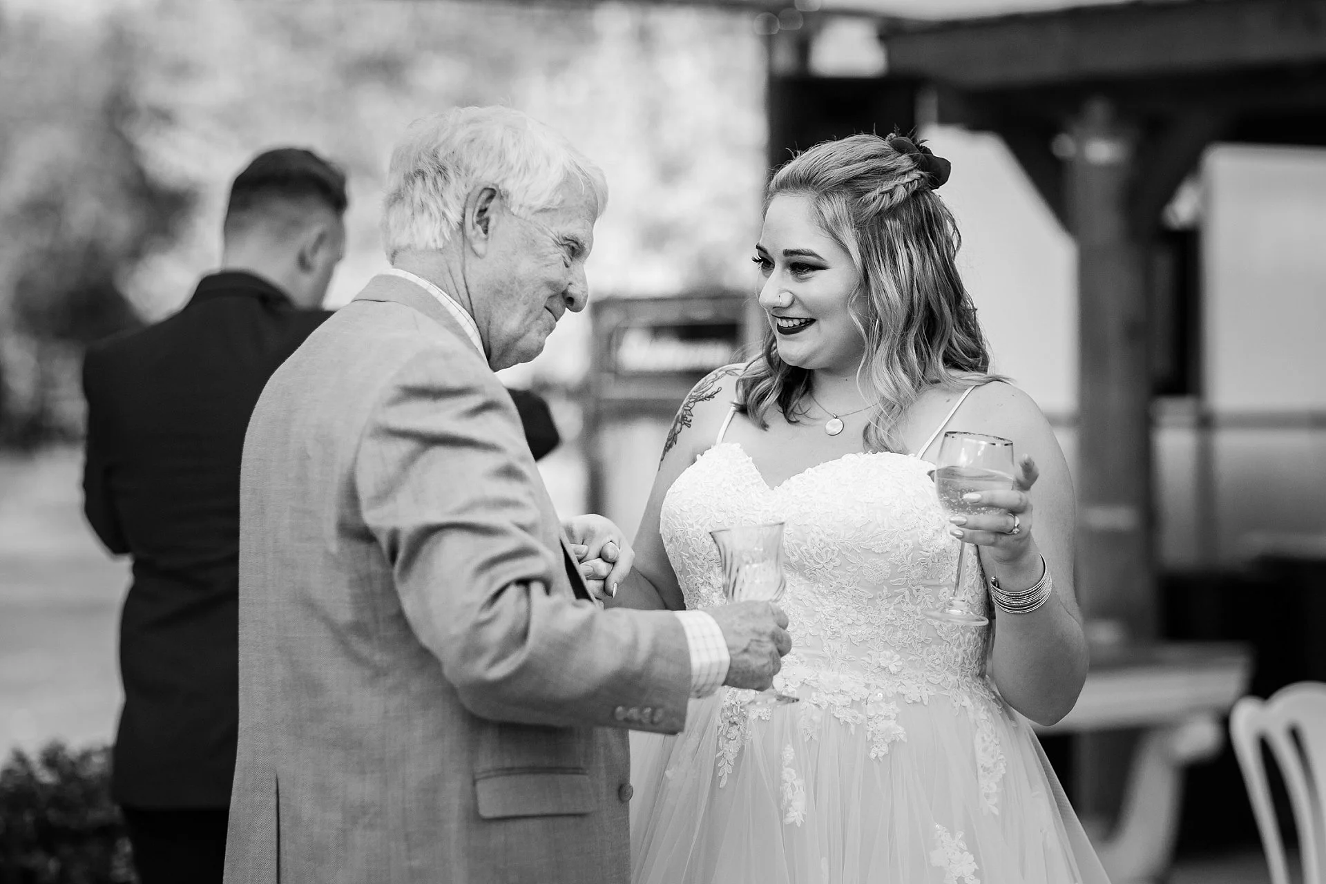 Candid Wedding Photos Salem Oregon