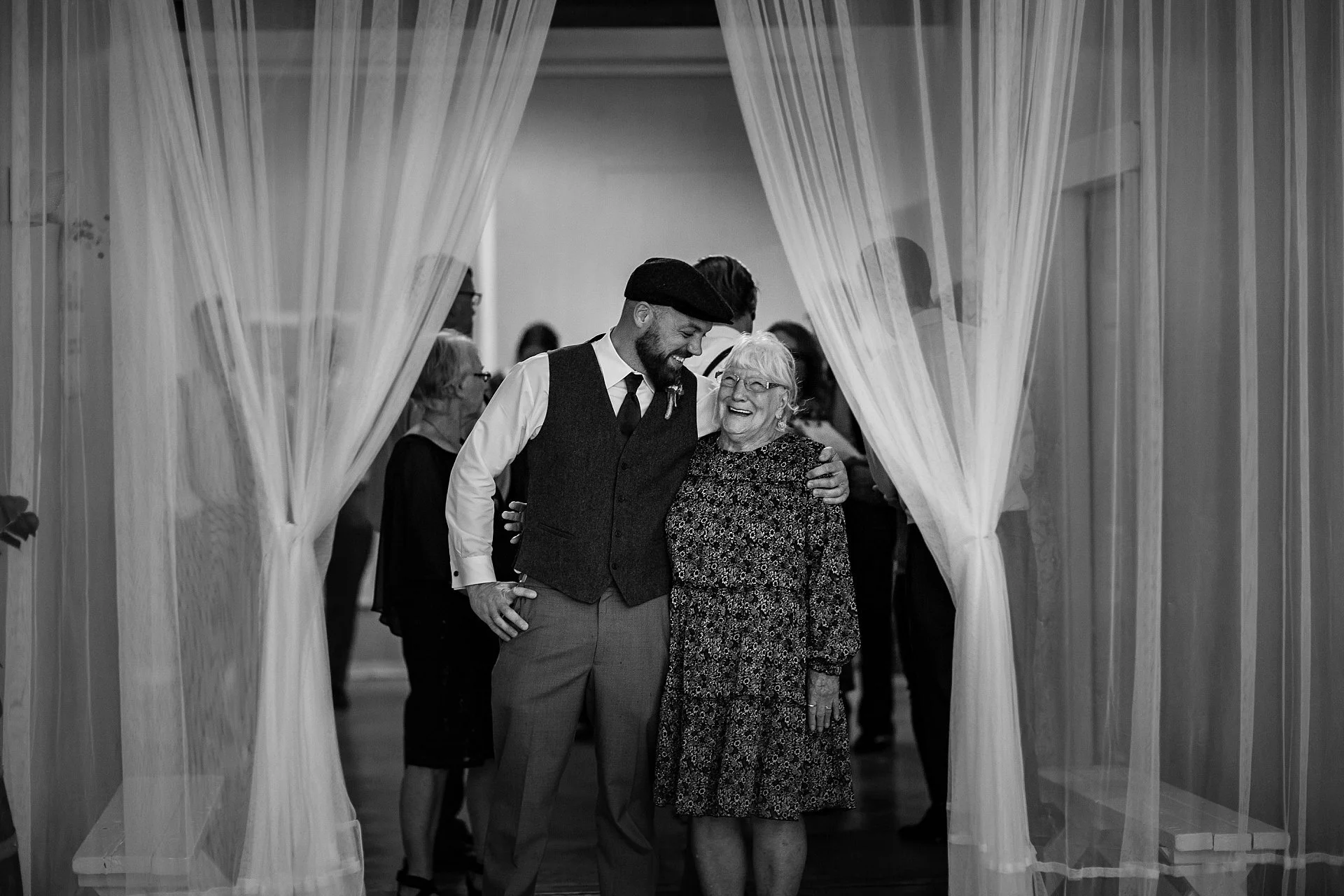 Green Villa Barn Wedding Photos