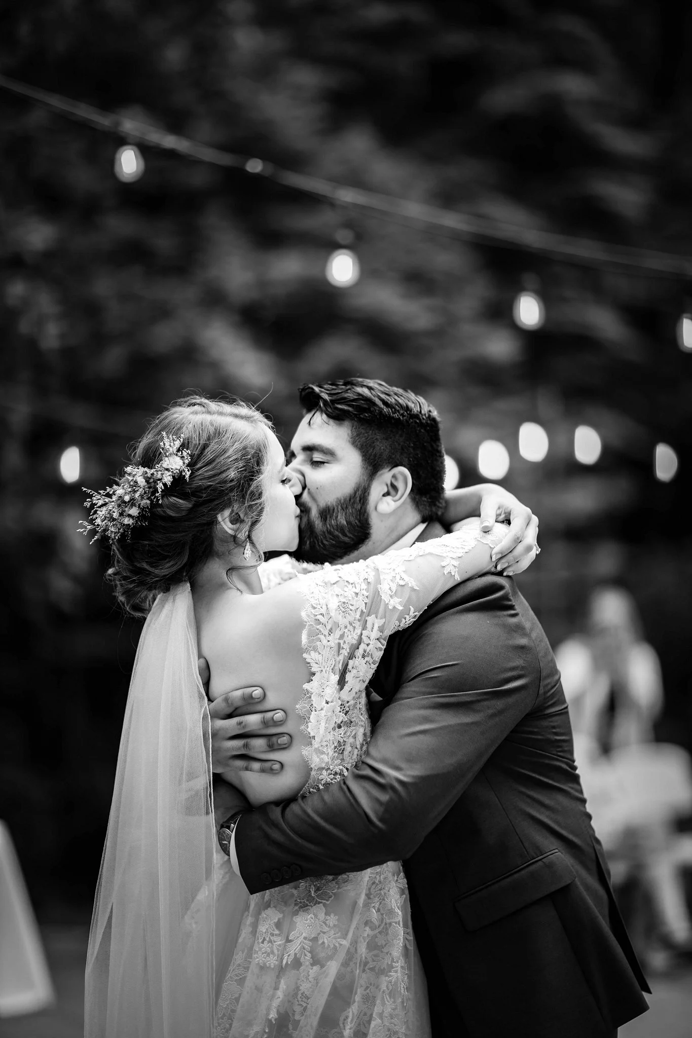 Salem Oregon's Best Wedding Photographer at Ron's Pond
