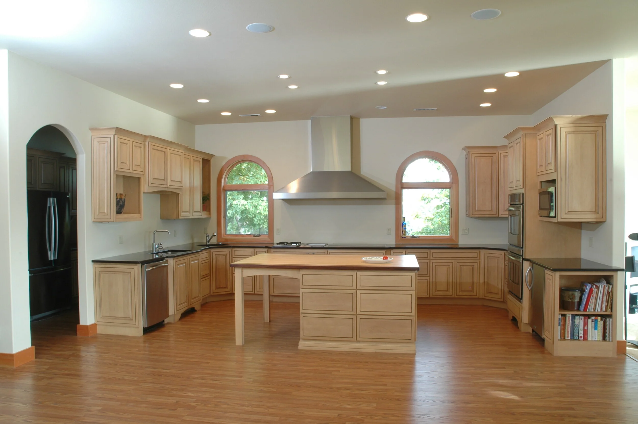 Starmark Verona Maple Amber w Chocolate Glaze